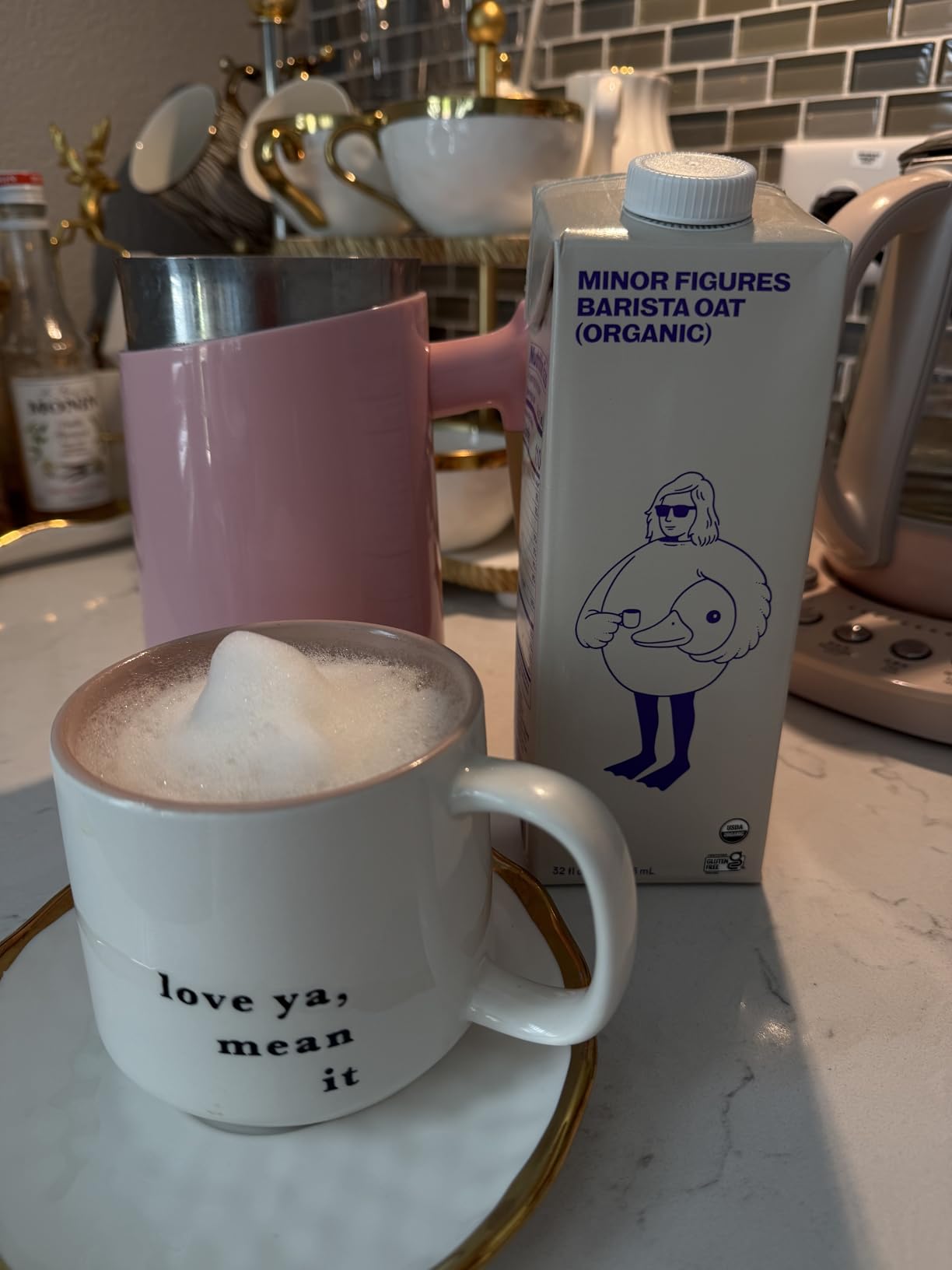 Minor Figures Organic Light Oat Milk, Barista Quality, 32 Fl oz, Dairy-Free & Vegan, No Added Sugar customer photo 1