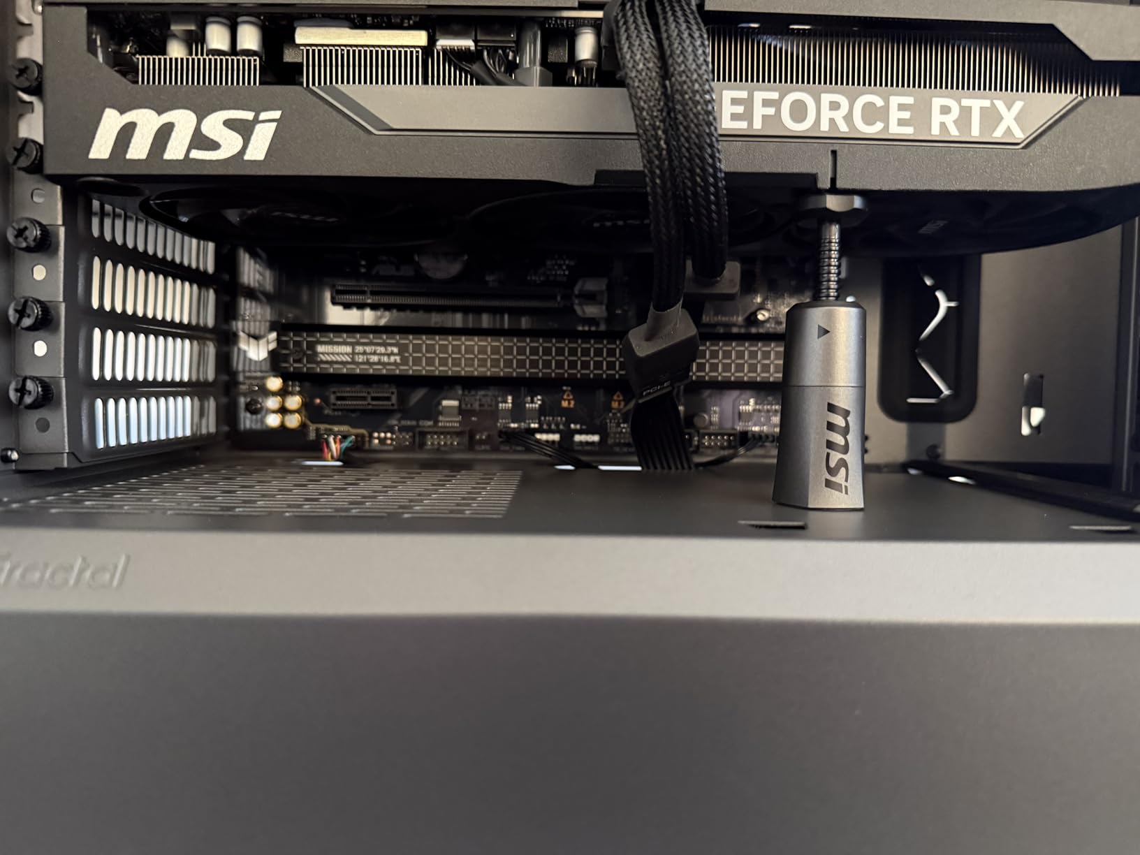ASUS TUF Gaming B650-PLUS WiFi AMD B650 AM5 Ryzen Desktop 9000 8000 and 7000 ATX Motherboard, 14 Power Stages, PCIe 5.0 M.2, DDR5 Memory, WiFi 6 and 2.5 Gb Ethernet, USB4 Support customer photo 1
