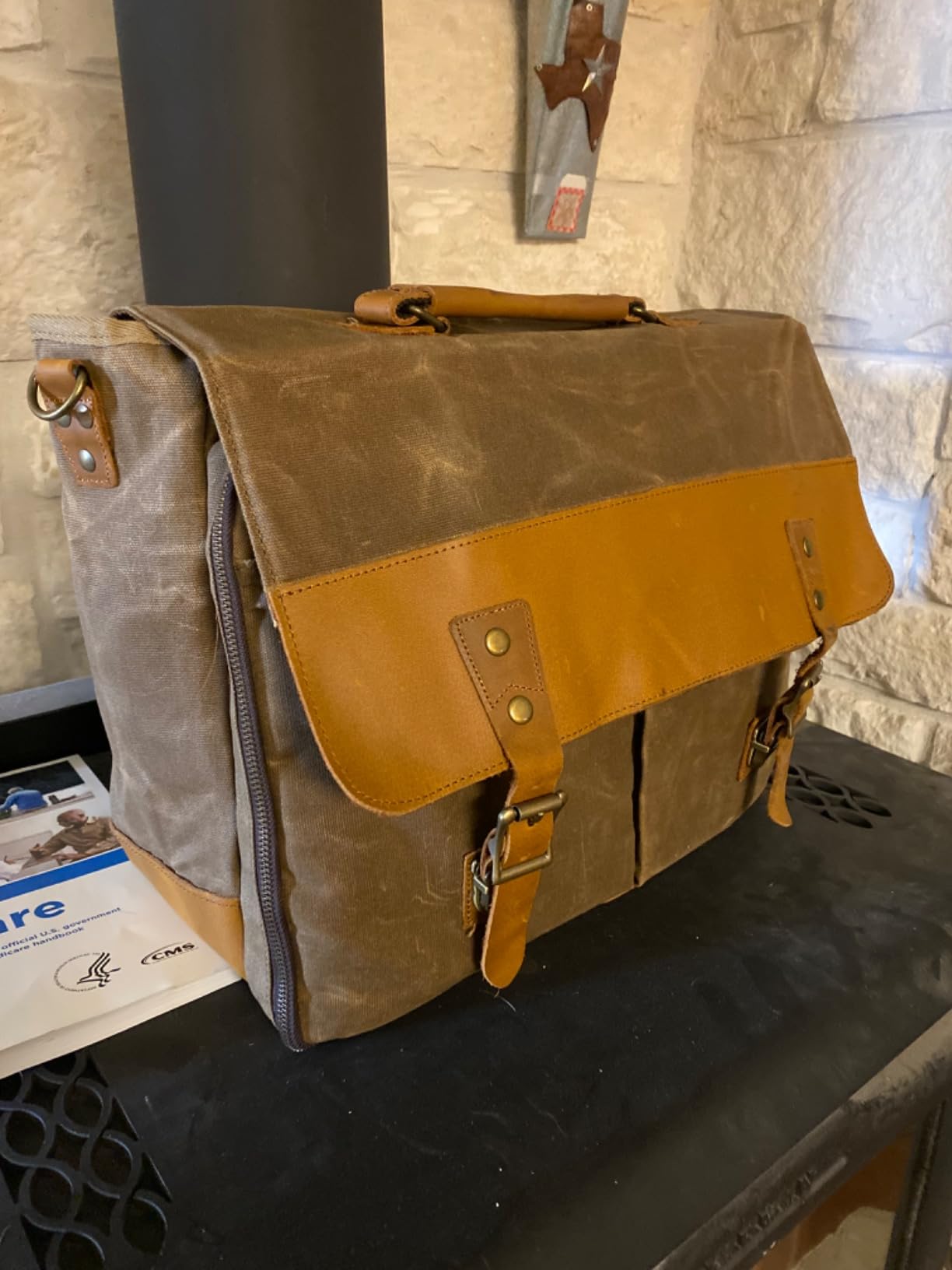 Lodrid Vintage Bartender Kit Bag with Flexible Compartments for Wine, Leather Waxed Canvas Bartender Tote with Removable Dividers, Bar Bag with Handle and Shoulder Strap, Case Only, Patent Design customer photo 1