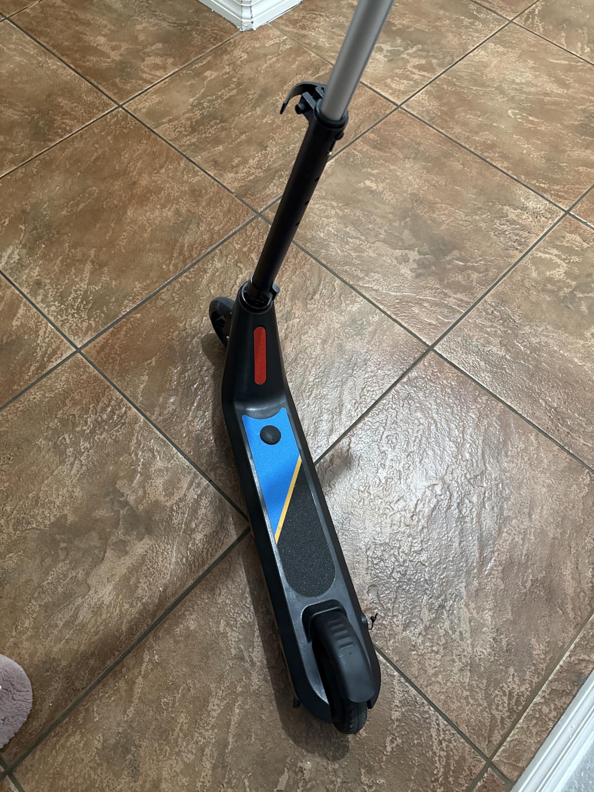 LINGTENG Electric Scooter for Kids Age 6-10, Kick-Start Boost Scooter with Adjustable Speed and Height, Flash Wheel & Deck Lights customer photo 1