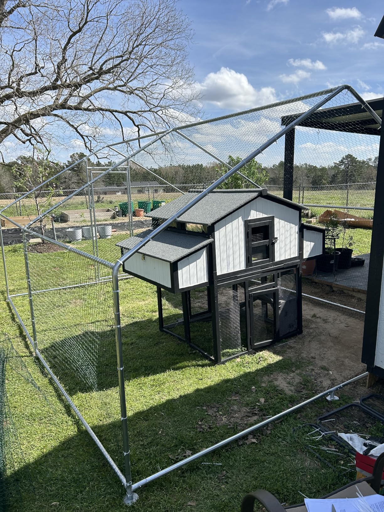 HITTITE Large Metal Chicken Coop with Run, 19.19 x 9.84 x 6.56 ft Walk in Poultry Cage Chicken Run Pen, Outdoor Chicken Runs for Yard with Waterproof & Anti-UV Cover customer photo 2
