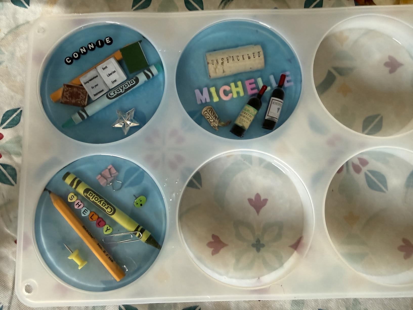 RESINWORLD 6-Cavity Deep Round Coaster Molds, 4 Inches Coaster Silicone Molds for Epoxy Resin, Coaster Resin Molds for Flower Bouquet Preservation customer photo 1