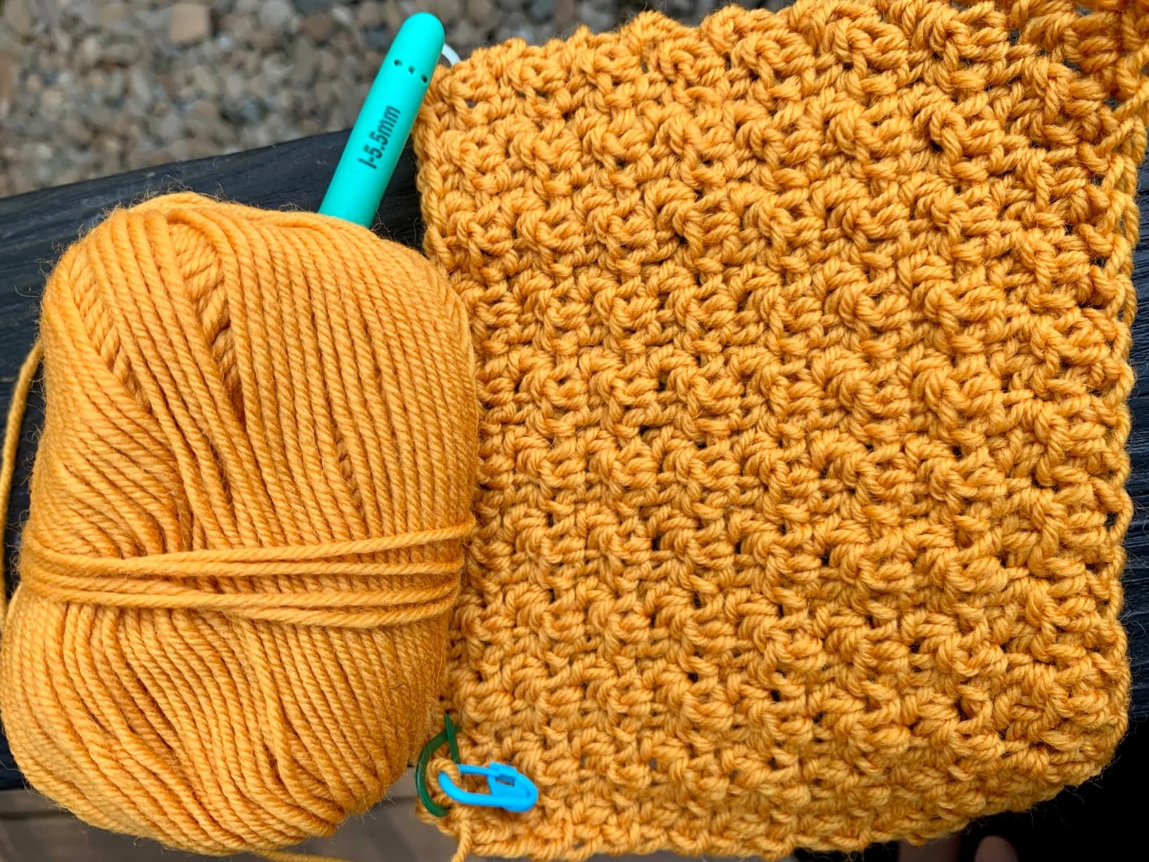 Sunny Cat 100% Pure Merino Wool Yarn for Knitting - 6pcs Merino Wool Yarn for Knitting and Crocheting - 1.8oz(10.8oz) Wool Skeins - Light/DK Weight -130yrds (780yrds Total) customer photo 2
