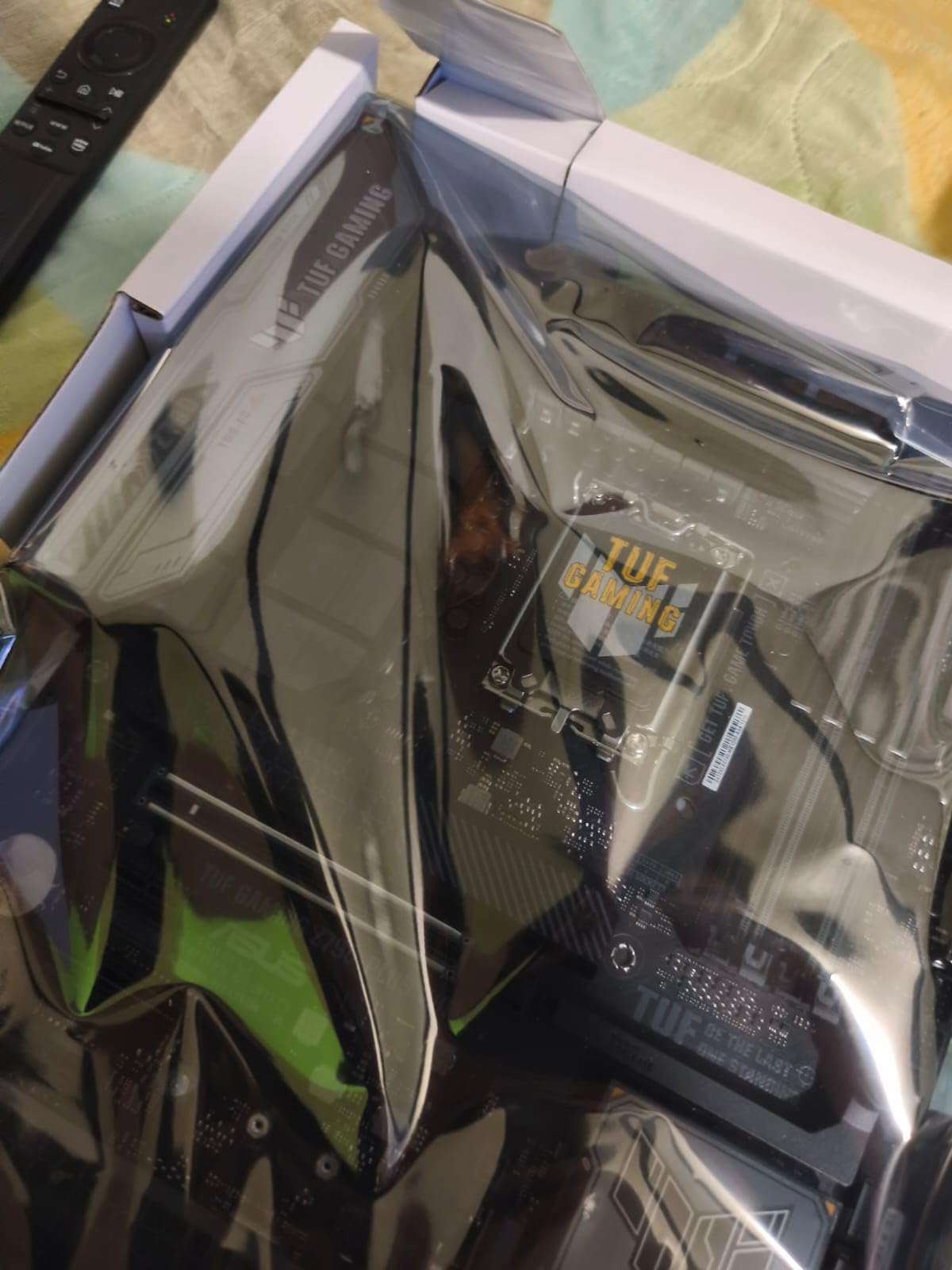 ASUS TUF Gaming Z790-Plus WiFi LGA 1700 ATX Gaming Motherboard (PCIe 5.0, DDR5, 4xM.2 Slots, 16+1 DrMOS, WiFi 6, 2.5Gb LAN, Front USB 3.2 Gen 2 Type-C, Thunderbolt 4/USB4, Aura RGB) customer photo 1