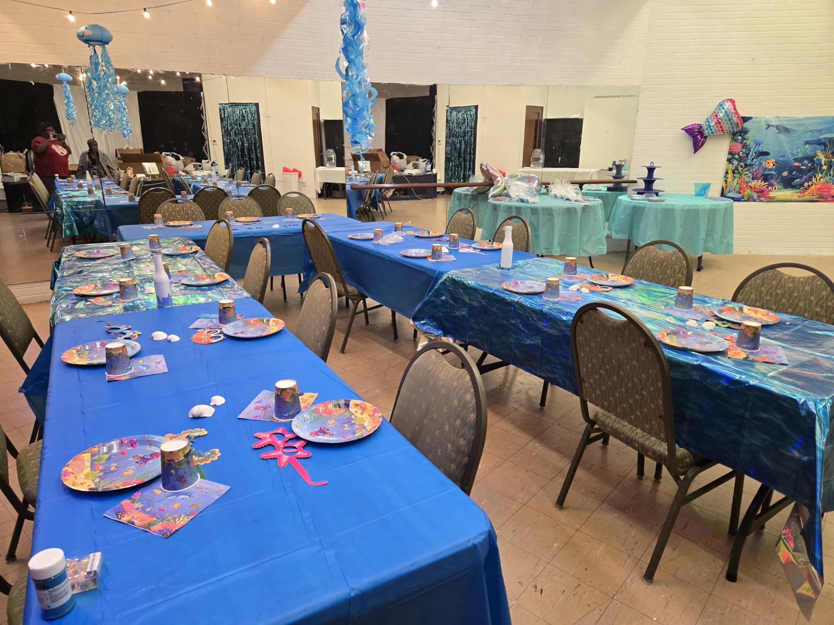 96 PCS Football Party Supplies Plates and Napkins Tableware Set Football Theme Party Decorations Including Paper Plates Napkins Cups for Football Birthday Party, 24 Guests customer photo 1