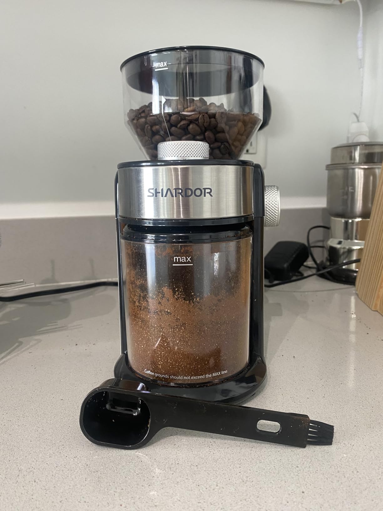 SHARDOR Burr Coffee Bean Grinder Electric, Adjustable Burr Mill with 16 Precise Grind Setting for 2-14 Cup, Silver customer photo 1