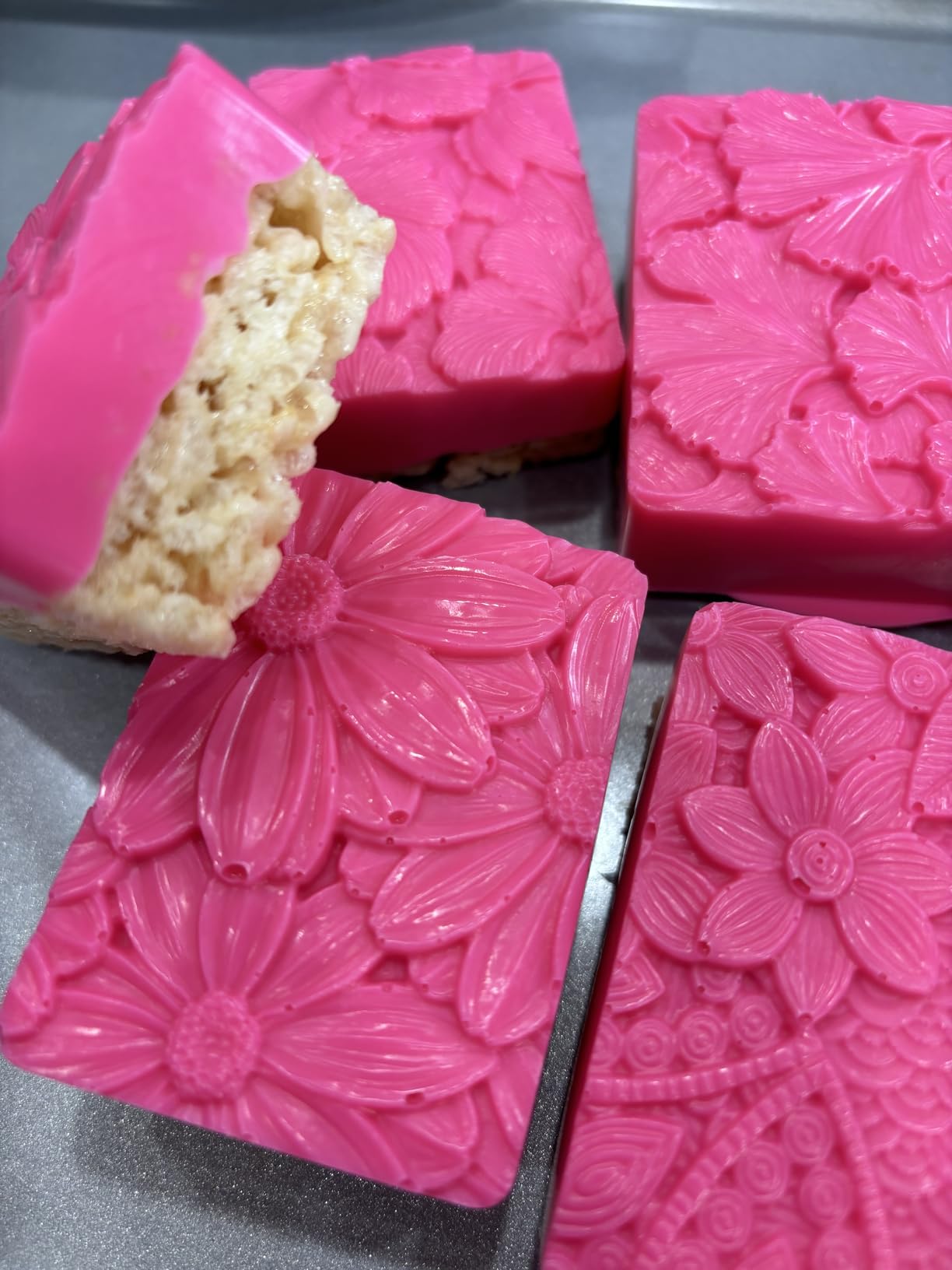 Moukiween Soap Molds Silicone, 3D Rectangular Flower Pattern Silicone Molds for Handmade Craft Soap, Bath Bombs, Chocolate Bars, DIY Candle, Polymer Clay Design customer photo 2