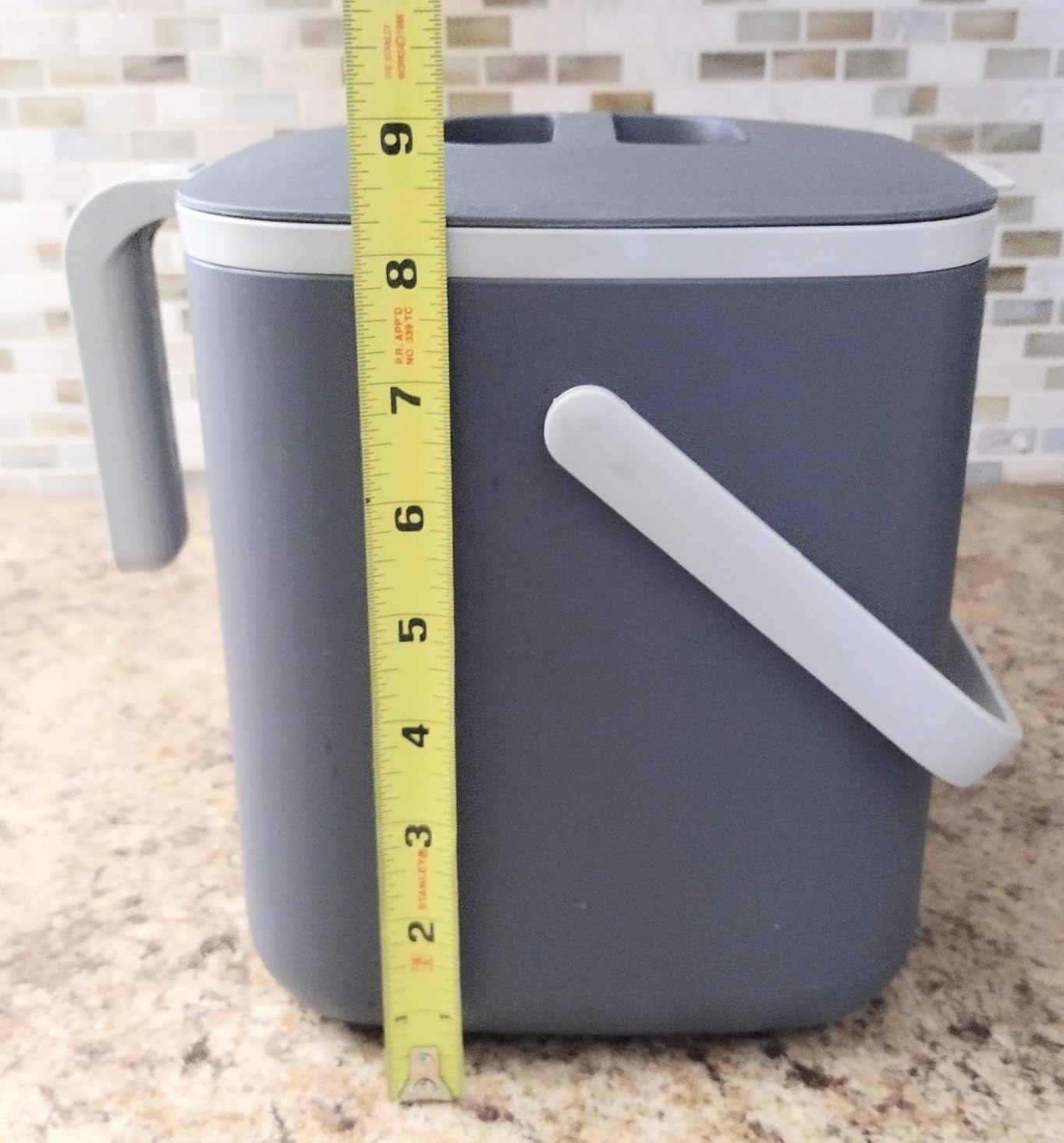 Blue Ginkgo Kitchen Compost Bin [5L / 1.32 GAL] - Filter-Free, Odor-Tight Countertop Food Waste Pail with Handles (Made in Korea, Gray) customer photo 2