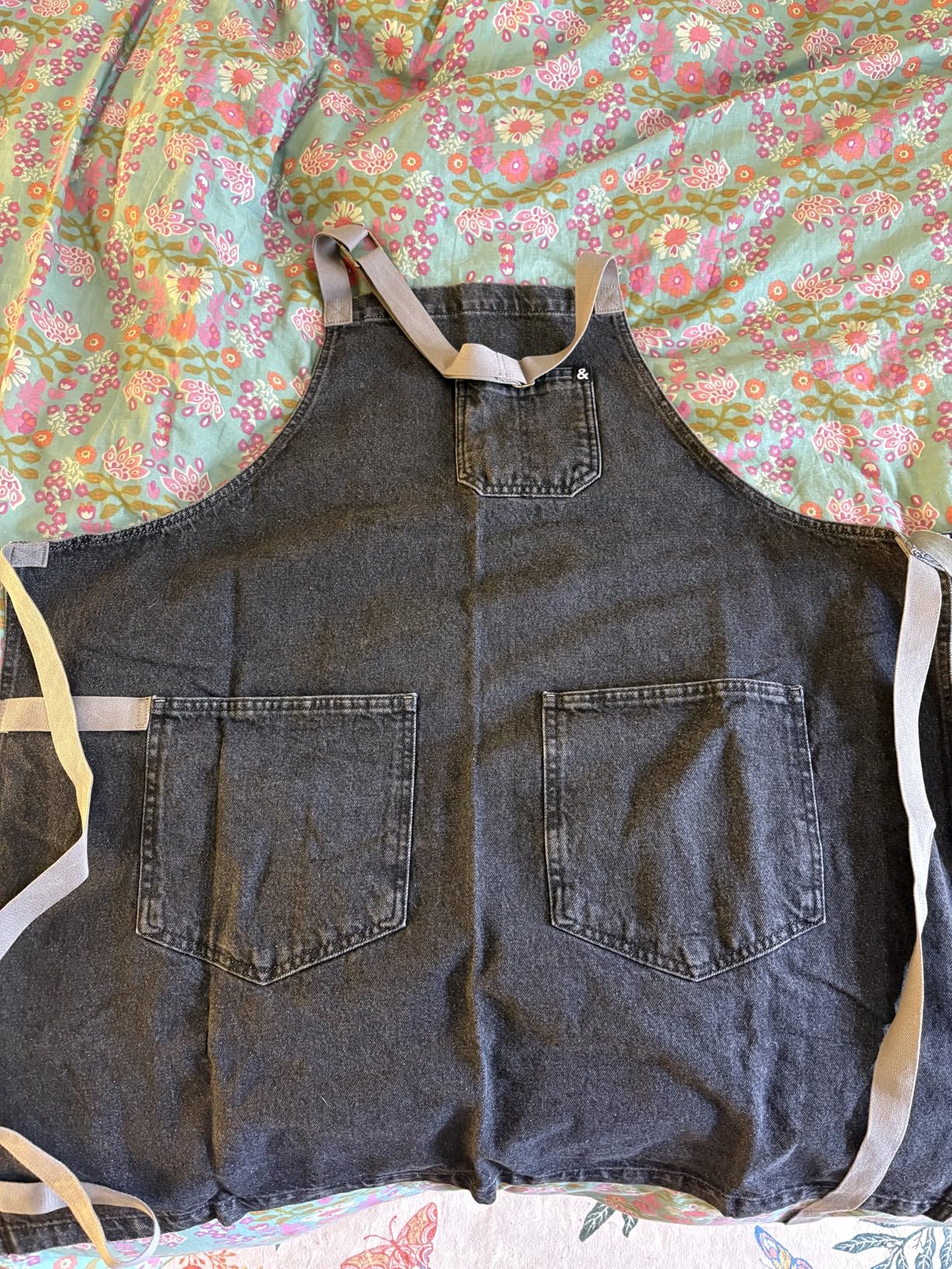 Hedley & Bennett Essential Apron - Adjustable Bib Chef Apron with 3 Pockets & Towel Loop - 12oz Cotton Canvas - Midnight Blue customer photo 2