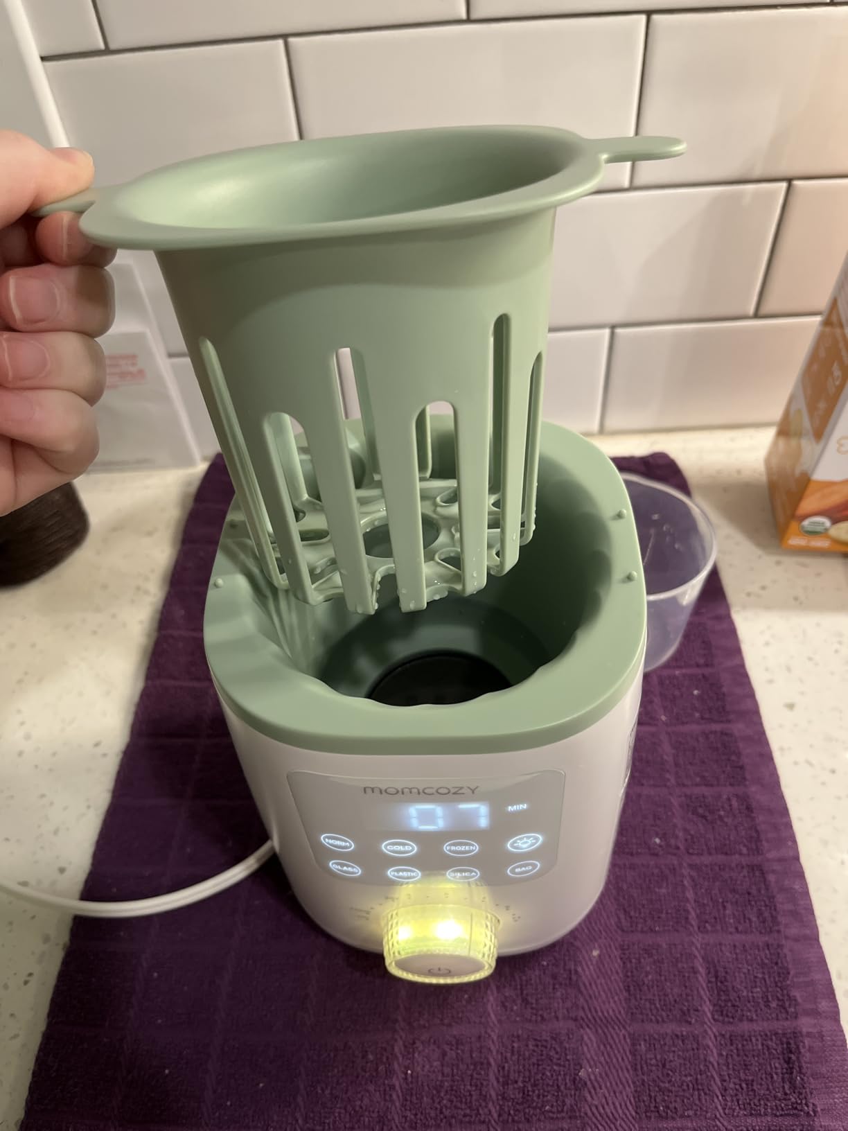 Momcozy Baby Bottle Warmer for Breast Milk Formula Food, Fullest Nutrients Preserved, Fast Heat, Night Light for Nighttime Breastfeeding, One-Touch Easy Use, Newborn Essentials Supplies Gift for Mom customer photo 1