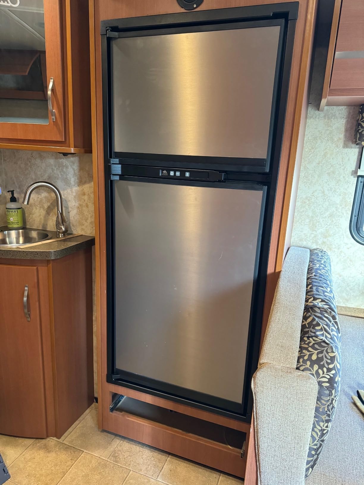 Norcold N7XFL Polar N7X Series 2-Way AC/LP RV Refrigerator with Fan - 7 cu. ft., Black, Left-Hand Door customer photo 1