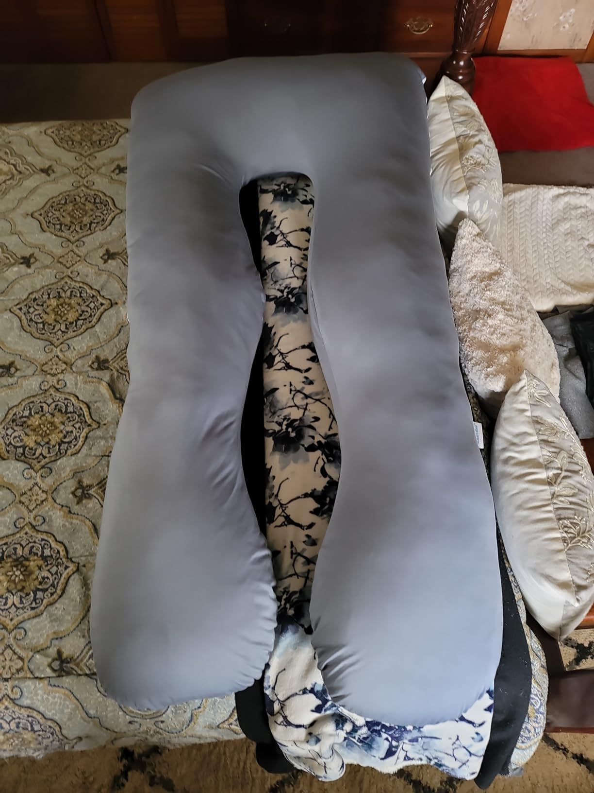 QUEEN ROSE Extra Long U Shaped Body Pillow, Cooling Pregnancy Pillows for Sleeping, 65 Inch Full Body Support Maternity Pillow for Adults, Support for Back, Hip, Legs for Pregnant Women, Grey customer photo 2
