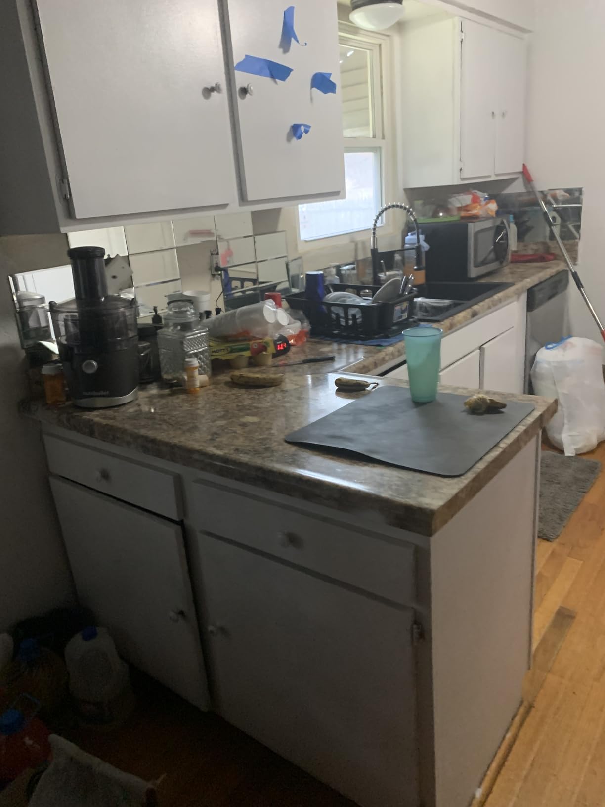Paint Sprayer, 700W HVLP Spray Gun with Cleaning & Blowing Joints, 4 Nozzles and 3 Patterns, Easy to Clean, VF803 Blue customer photo 2