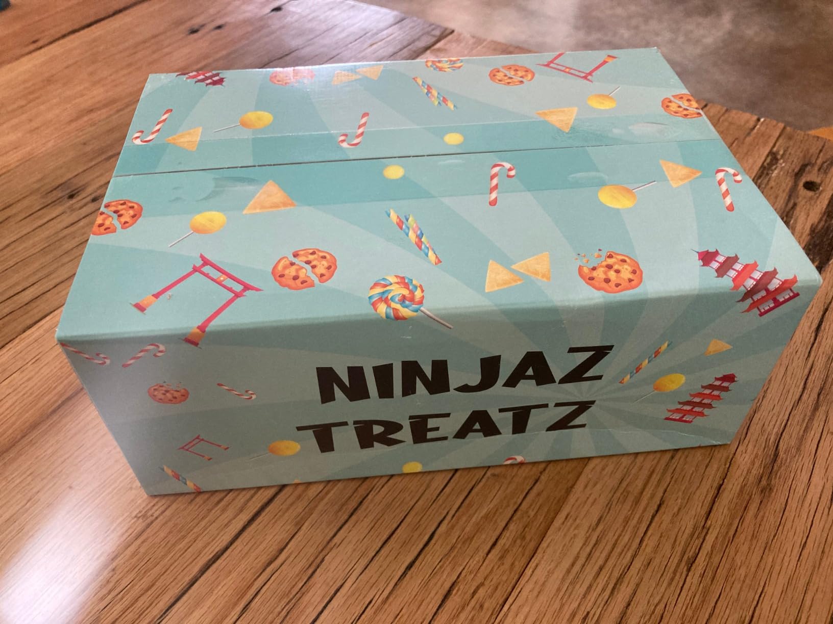 50 Japanese Snacks and Sweets Box 40 Japanese Candy and 10 Japanese chocolate bar assortment customer photo 2