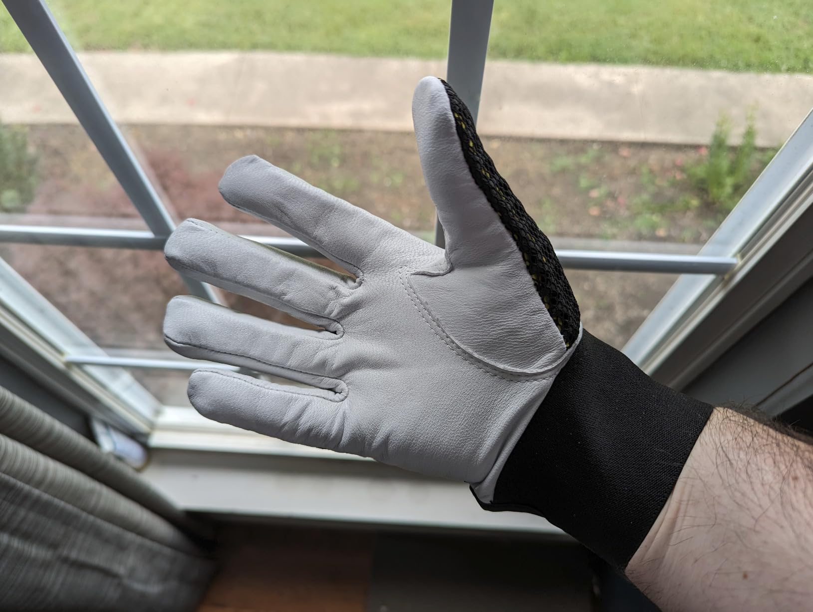 Premium Beekeeping Goatskin Gloves w/Highest Patented Ventilation & Dexterity - Beekeeping Supplies customer photo 1