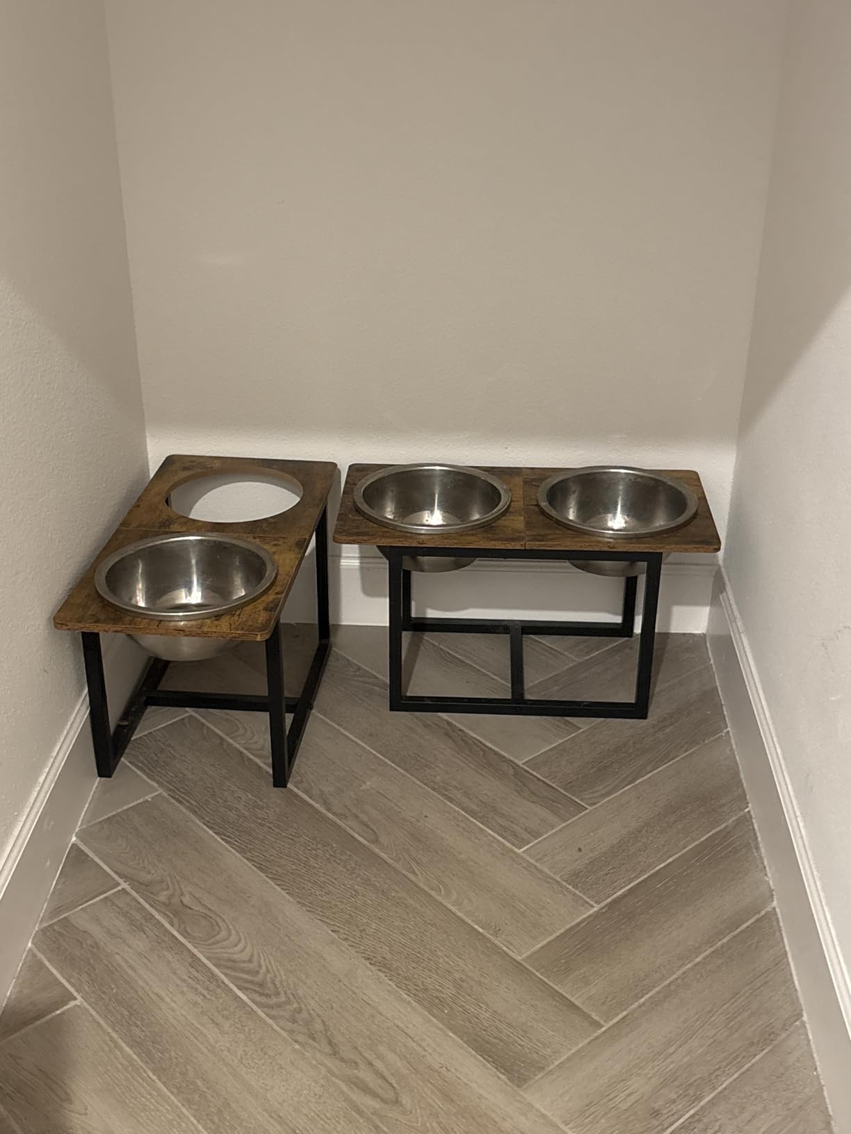 Spacnom Elevated Dog Bowls for Large Dogs, Raised Dog Bowl Stand with Two X-Large Stainless Steel Bowls for Dogs, 3.5L Capacity, Rustic Walnut customer photo 2