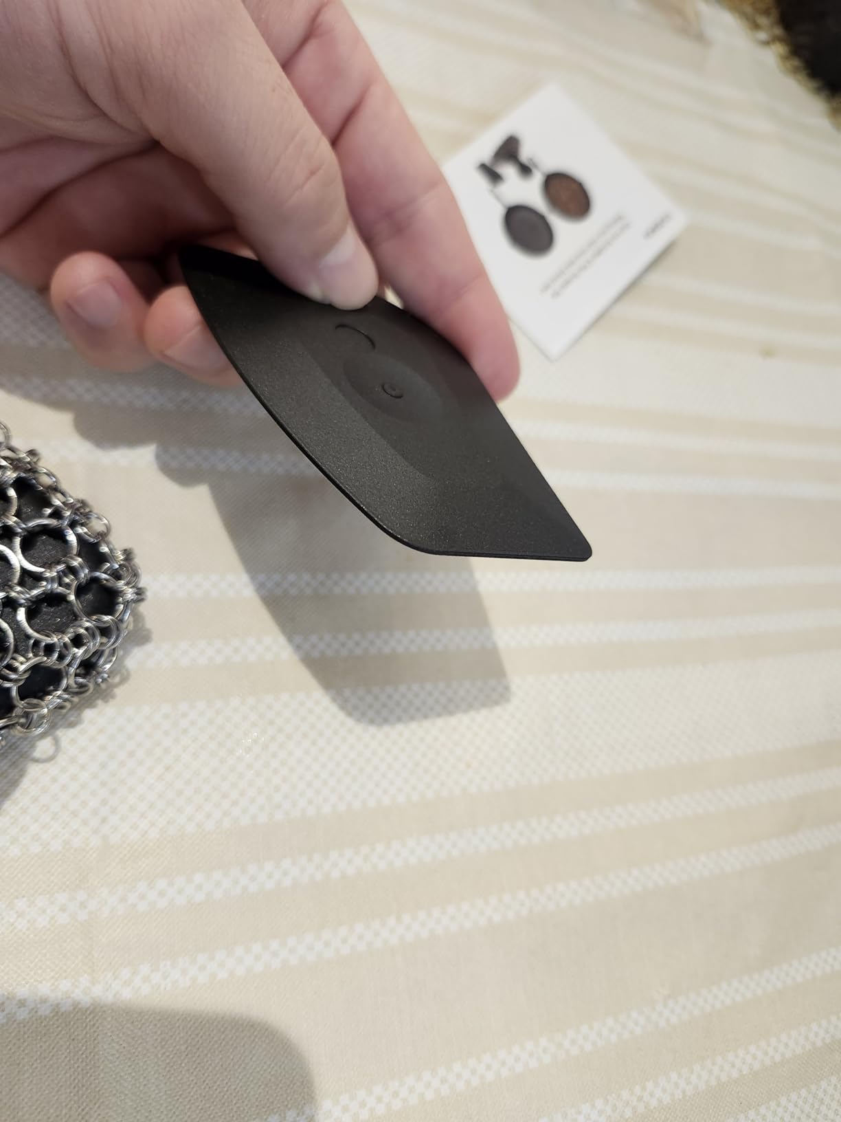 Cast Iron Scrubber with Pan Scraper, 316 Chainmail Scrubber, Upgraded Chain Mail Scrubber Sponge, Cast Iron Cleaner for Grill Pan Skillet Wok Carbon Steel, Dutch Oven Metal Brush Cleaning Kit, Black customer photo 1