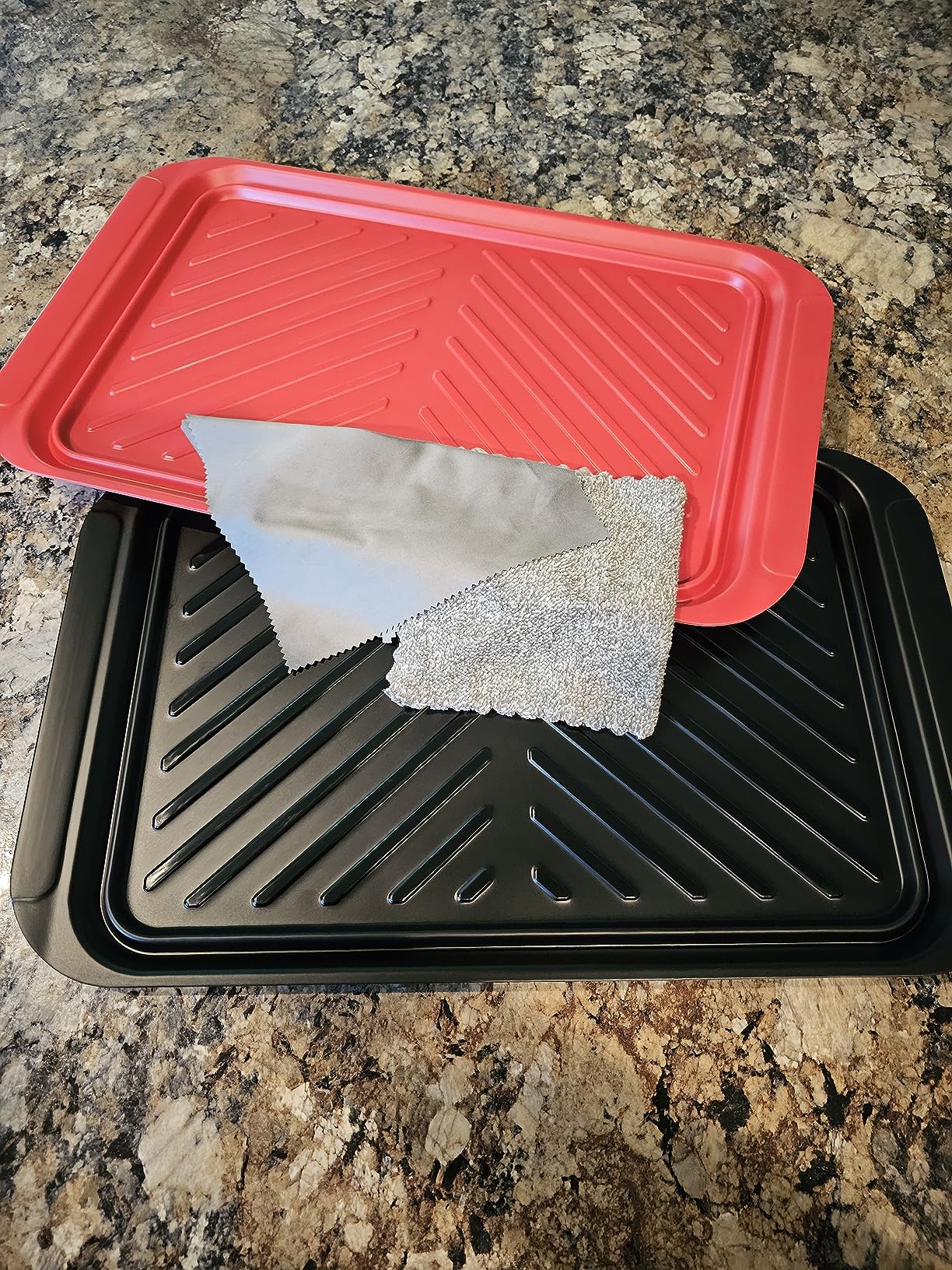 Grilling Prep and Serve Trays, BBQ Platter for Raw and Cooked Food, Melamine Serving Trays for Food, Set of 2, Black and Red, Napkin and Cleaning Clothes Included customer photo 2
