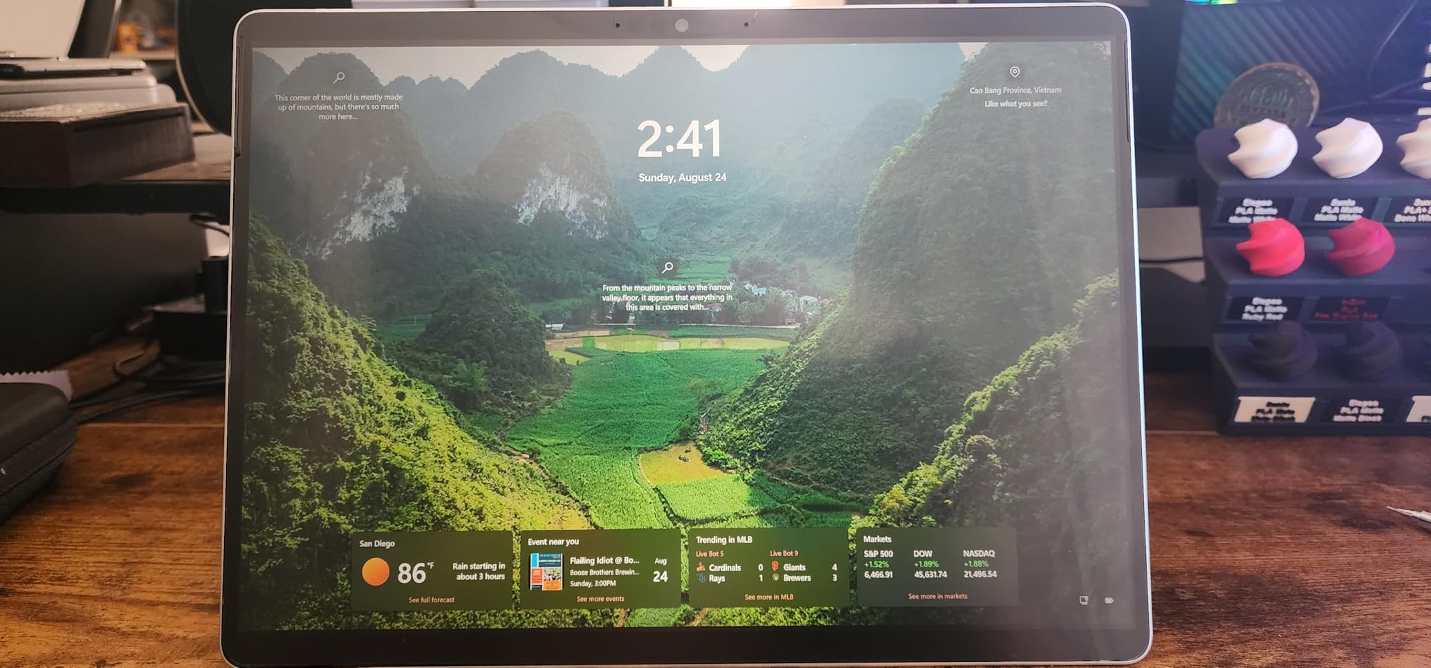 19 Inch Privacy Screen for Monitor with 16:10 Widescreen Monitor Blue Light Screen Protector - Anti-Glare - Anti-Scratch Protector Film [2 Pack] customer photo 1