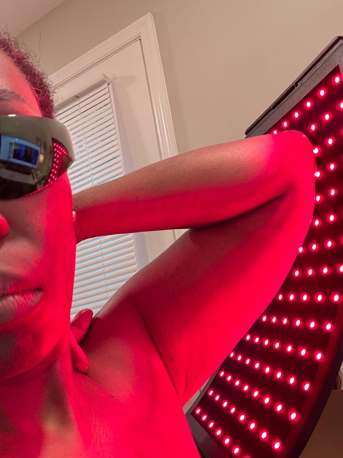 Red Light Therapy for Face and Body, Red Infrared Light Therapy Lamp with Stand Led 660nm Red Light-Therapy & 850nm Infrared Light Device for Body customer photo 1