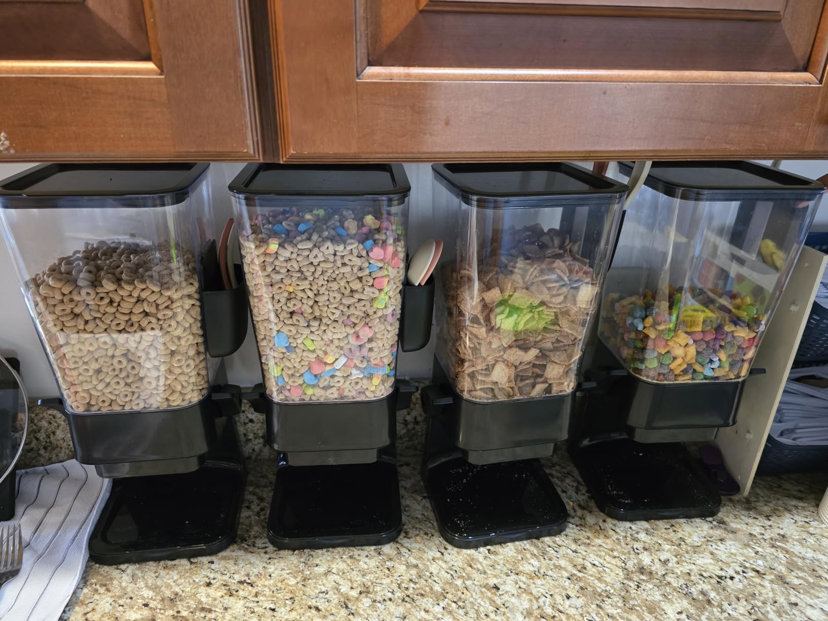 Cereal Dispenser Countertop 2 Pack with Bowls Spoons Cutlery Box, 5.5 QT Dry Food Dispenser customer photo 1