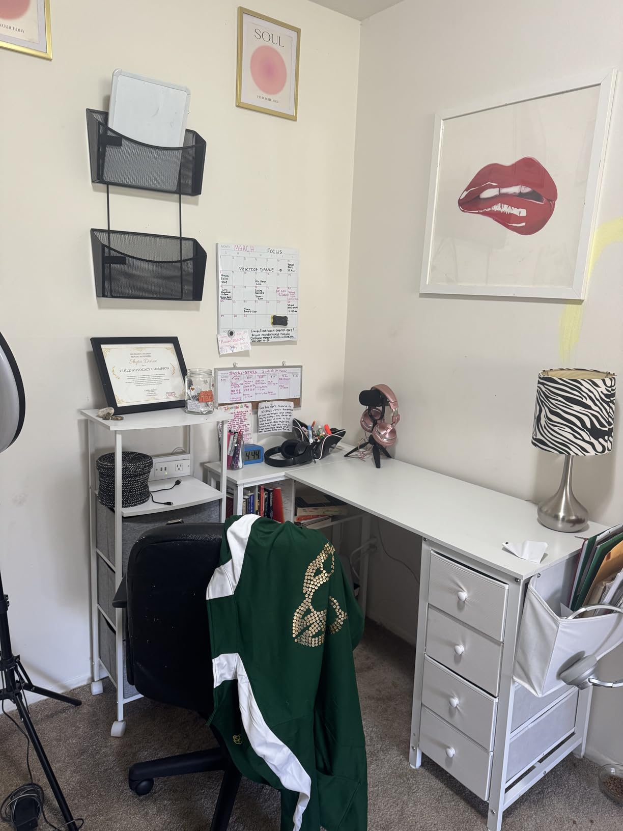 Lufeiya White L Shaped Computer Desk with Drawers & Storage Shelves, 47 Inch Corner Reversible Desk with Power Outlet for Home Office Bedroom, L-Shaped Teen PC Desks with Fabric Drawer, White customer photo 2