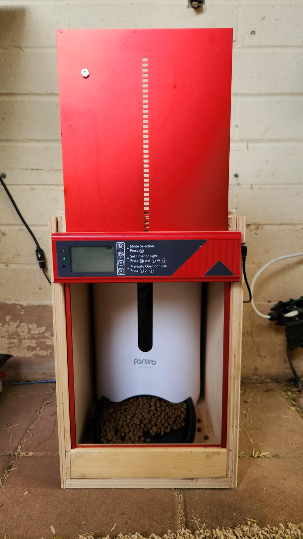 Automatic Chicken Coop Door Solar Powered, LCD Display Automatic Chicken Door with Timer & Light Sensor, Aluminum Alloy Chicken Door with Remote Control & 4 Modes customer photo 2