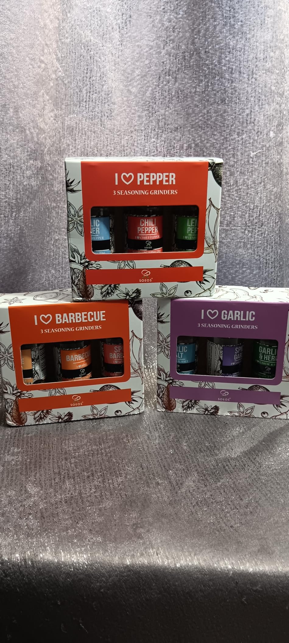 Soeos Spice Seasoning Set of 3, 4.98 oz(142 g), with Integrated Grinders, Salt and Pepper Grinder Set, Spicy Garlic, Garlic & Herbs, BBQ Seasoning Gift Set customer photo 1