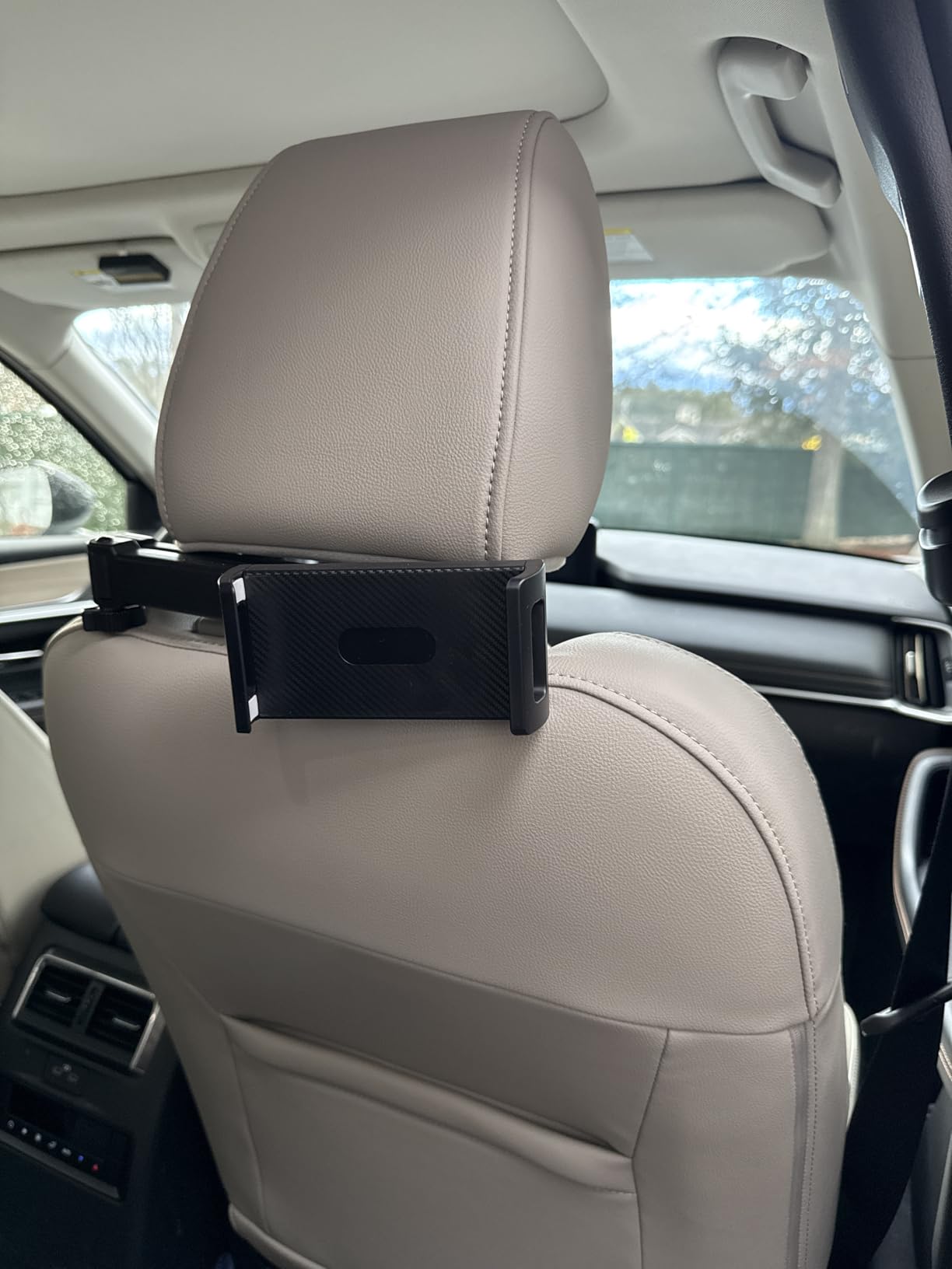 LISEN for iPad Holder Car Road Trip Travel Essentials Activities for Toddler Kids Gifts, Car Accessories for Women Interior Men Truck 3in1 Tablet Holder Back Seat Car Camping Headrest Organizer customer photo 2