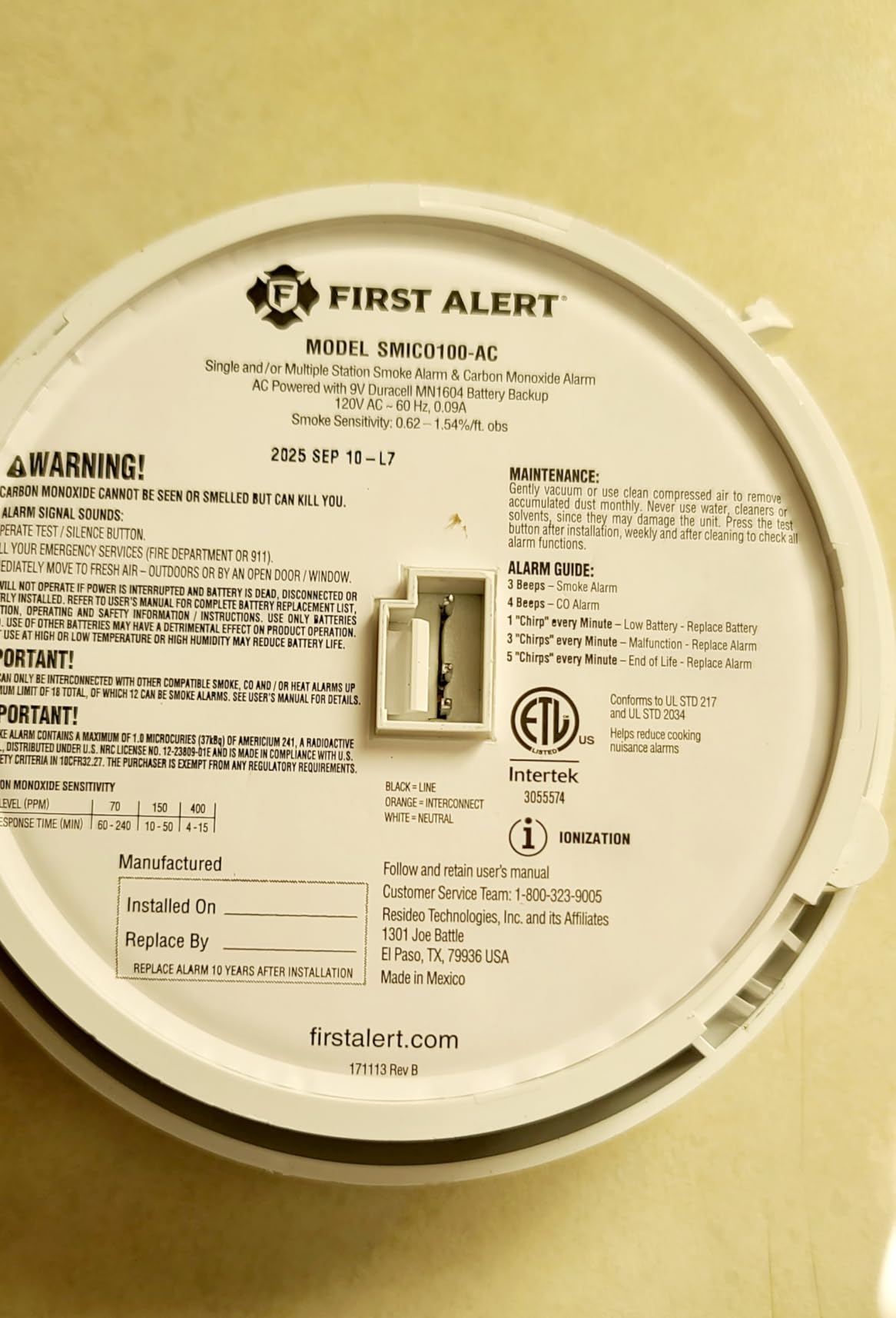First Alert Combination Smoke & Carbon Monoxide Alarm, Interconnect Hardwire Detector with Battery Backup, SMICO100-AC customer photo 2