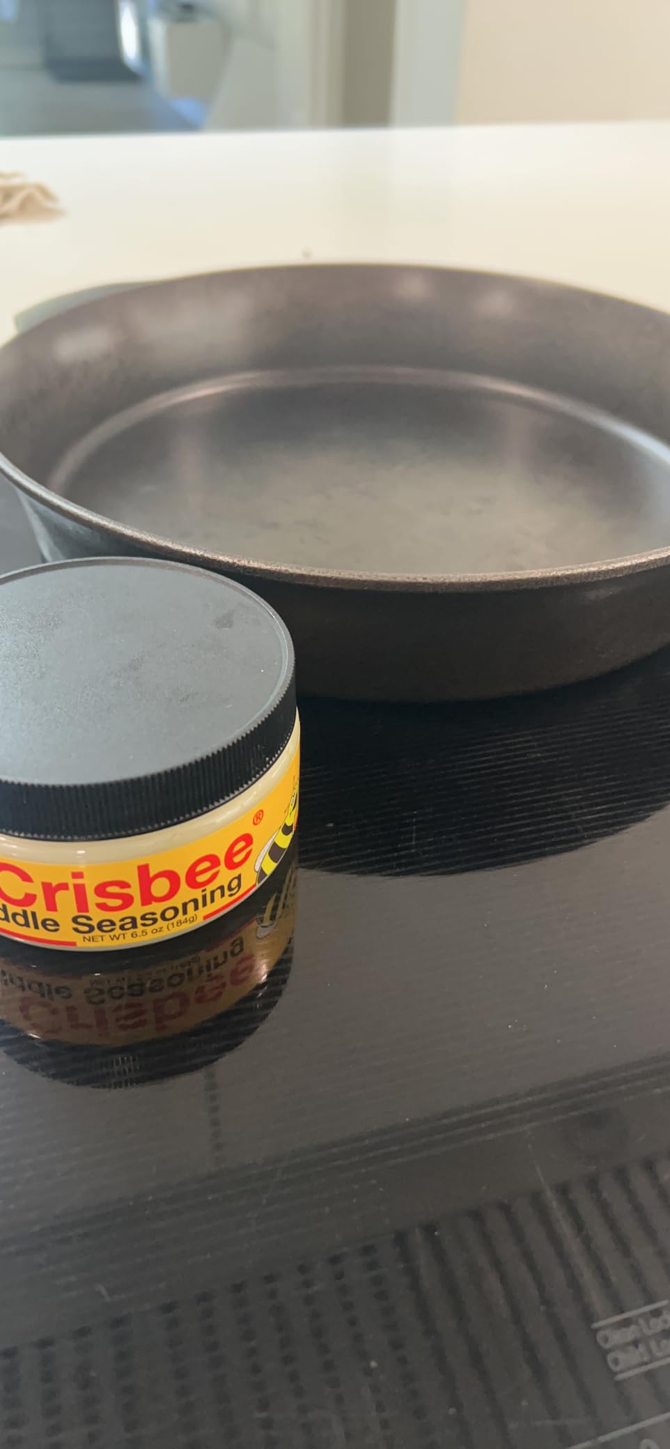 Crisbee Griddle Seasoning - 6.5oz - 2-in-1 Seasoning for Blackstone Griddle, Cast Iron and Carbon Steel Cookware customer photo 2