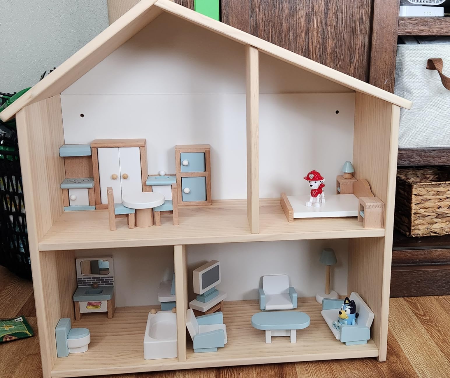 ROBUD Wooden Dollhouse Furniture Set, 23 Pcs Dollhouse Accessories, Miniature Furniture Including 5 Room Kits customer photo 2
