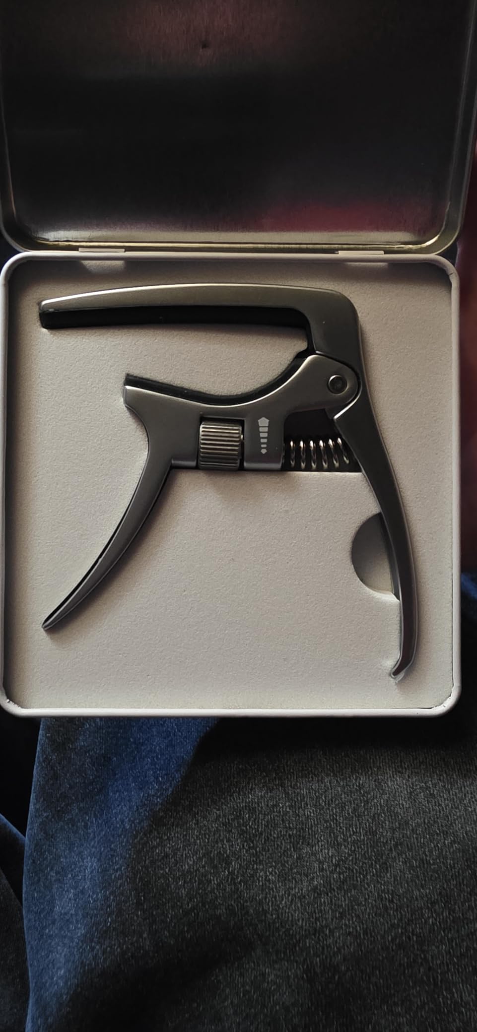 Sondery Capo Professional for Acoustic and Electric Guitars, Trigger Tension Adjustable customer photo 2