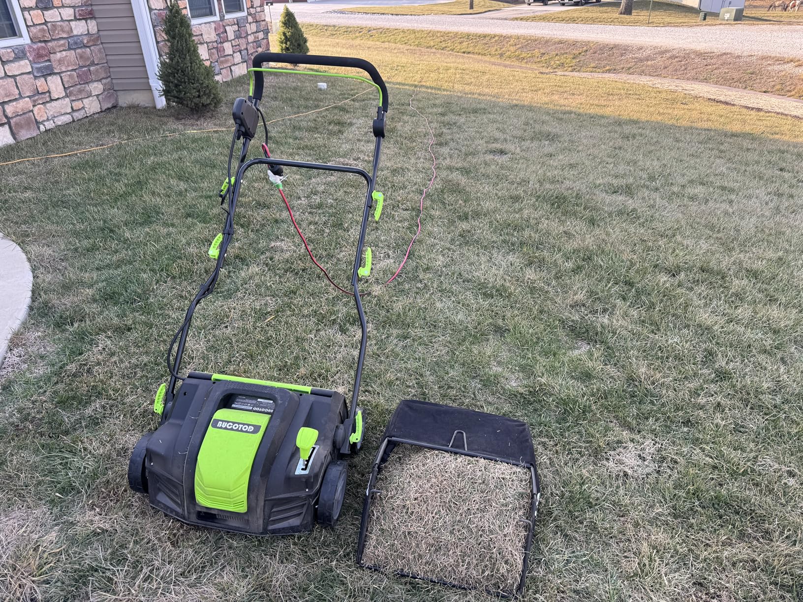 BUCOTOD 2-in-1 Dethatcher and 16-Inch Scarifier Electric Corded customer photo 1