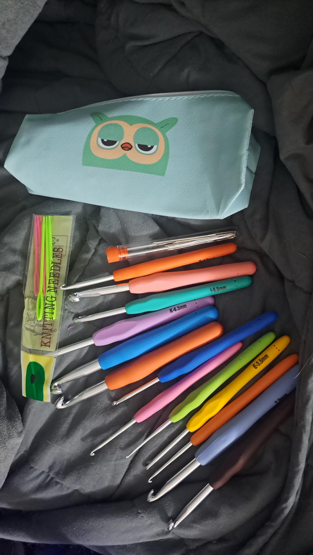 Crochet Hook Set, 14 Sizes Crochet Hooks for Arthritic Hands, Crochet Hooks Ergonomic Soft Grip with Case, Crochet Needles (Size B-Size N) customer photo 1