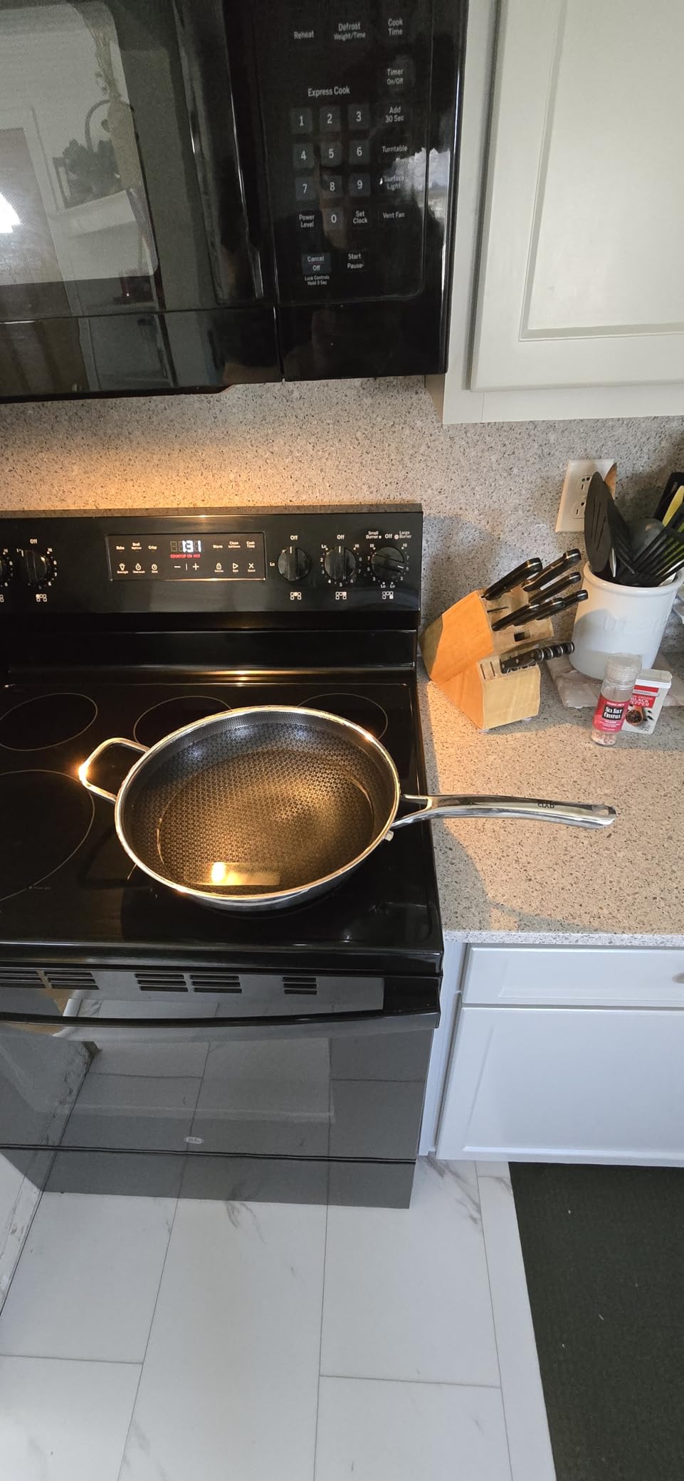 Wok pan, Hybrid 12 inch Wok with Lid, PFOA Free Cookware, non stick Stainless Steel Woks & Stir-fry pans Nonstick, Dishwasher and Oven Safe, Works on Induction customer photo 1