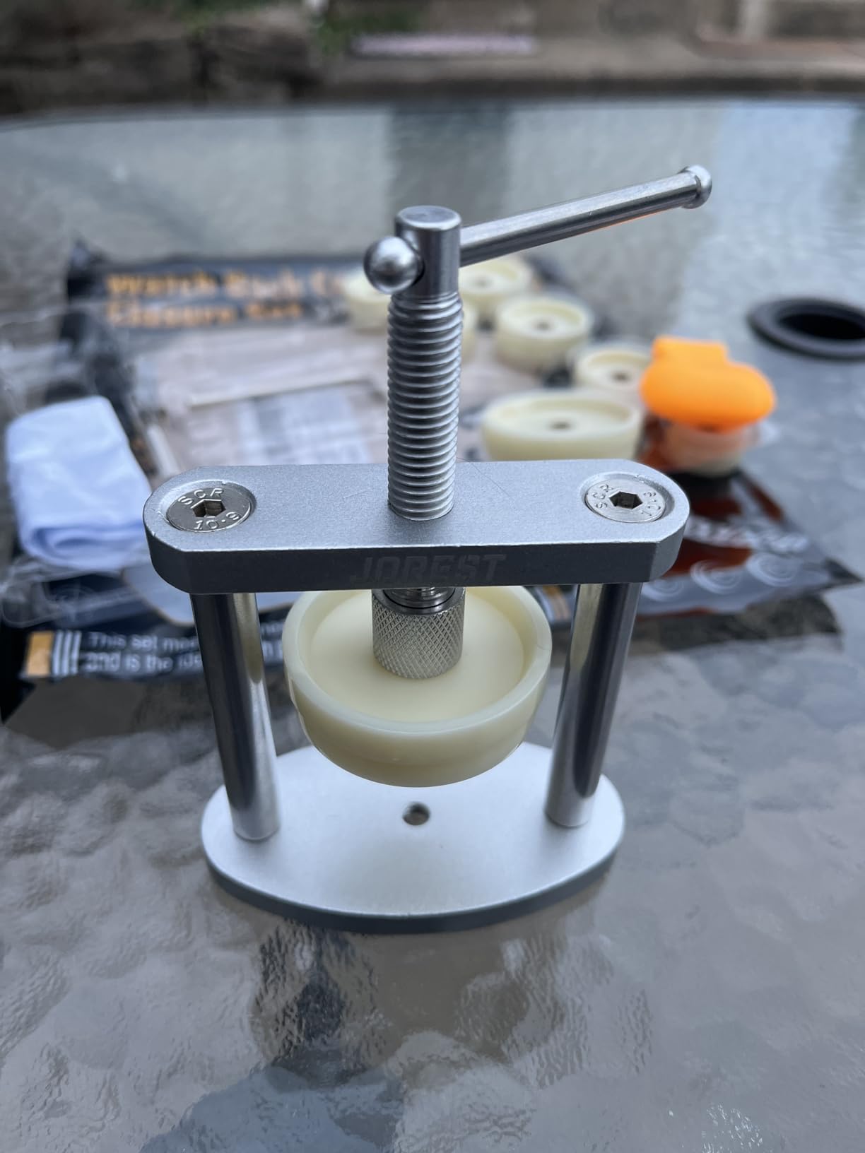 JOREST Watch Press Tool Set, Back Case Closer for Closing the Cover, Watch Battery Replacement, Watch Opener Remover, Repair Kit for Watches with A Pry Opening, Only for Round Dials customer photo 2