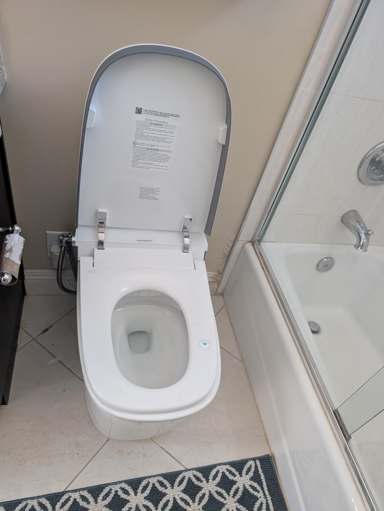 WOODBRIDGE Smart Toilet with 1000g MaP Flush Score, Foam Shield, Moving Dryer, Blackout Flush, ADA Comfort Height, Auto Open & Close, Heated Seat, B0930S customer photo 2
