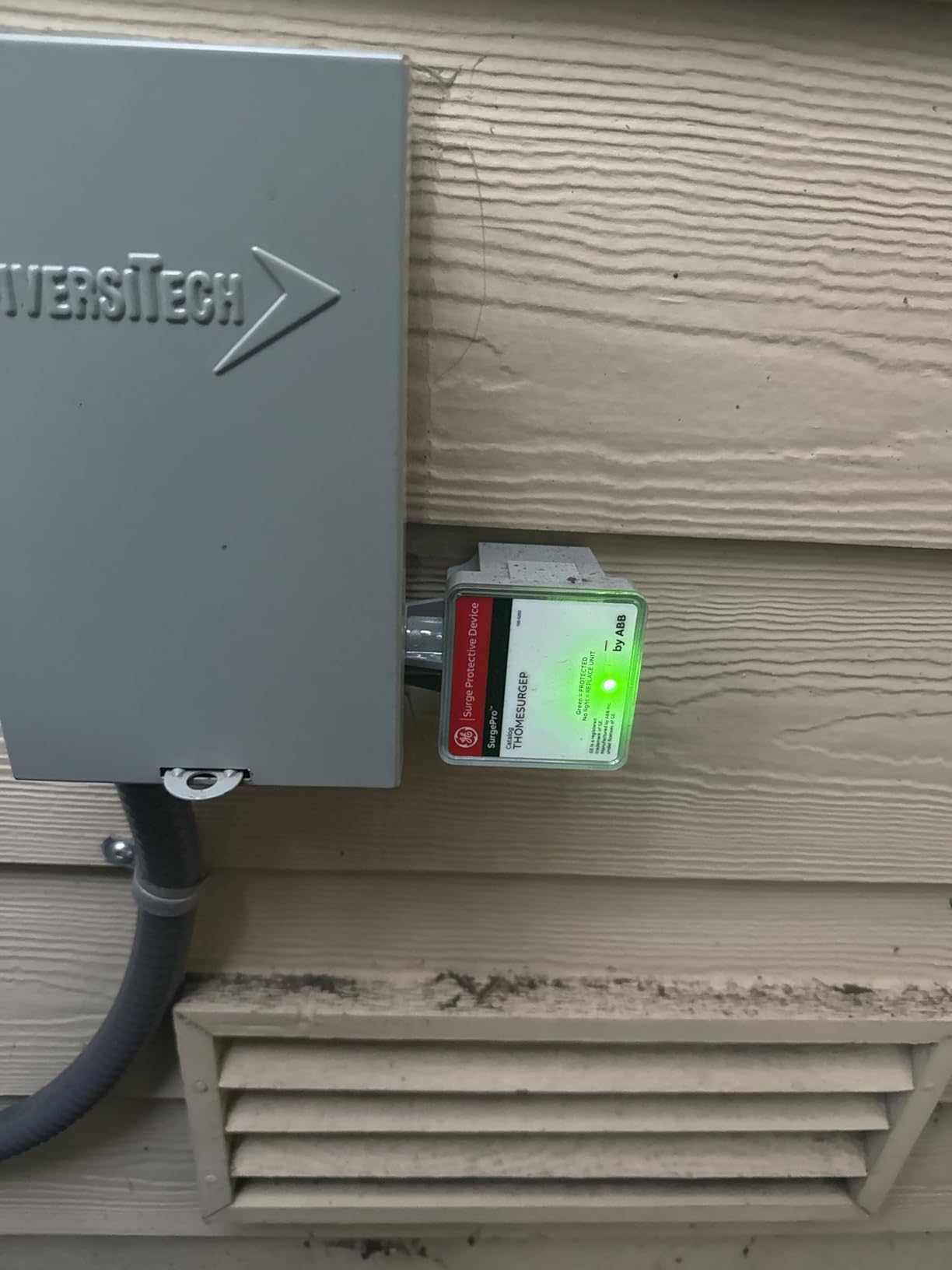 THOMESURGEP by ABB • SurgePro™ Surge Protective Device • Externally Mounted Wired Residential SPD for Retail and Home • Type 1 SPD • Safe, Reliable, and Functional customer photo 1