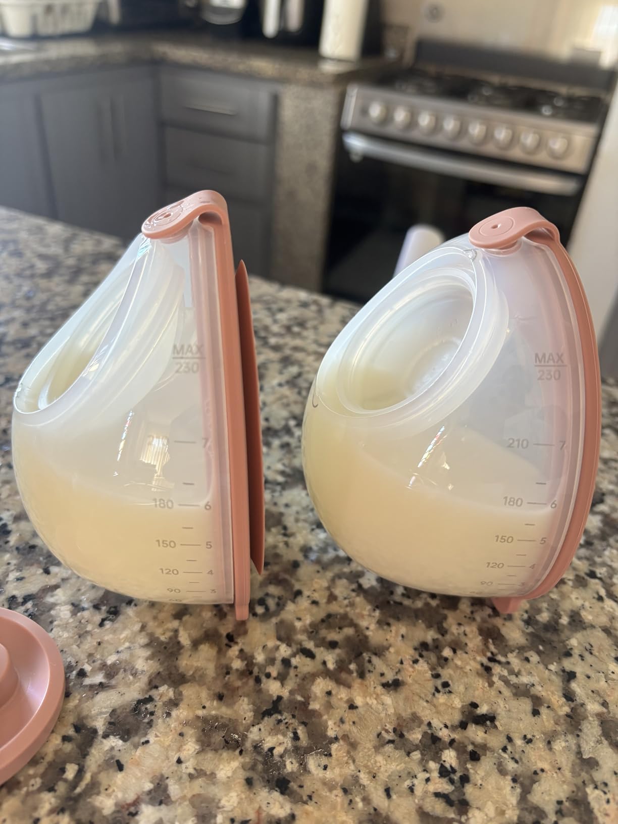 Momcozy V1 Pro Wearable Breast Pump, Hospital-Grade Pocket Primary Pump, Hands-Free Portable Pump with Lightweight Visible Cups customer photo 1