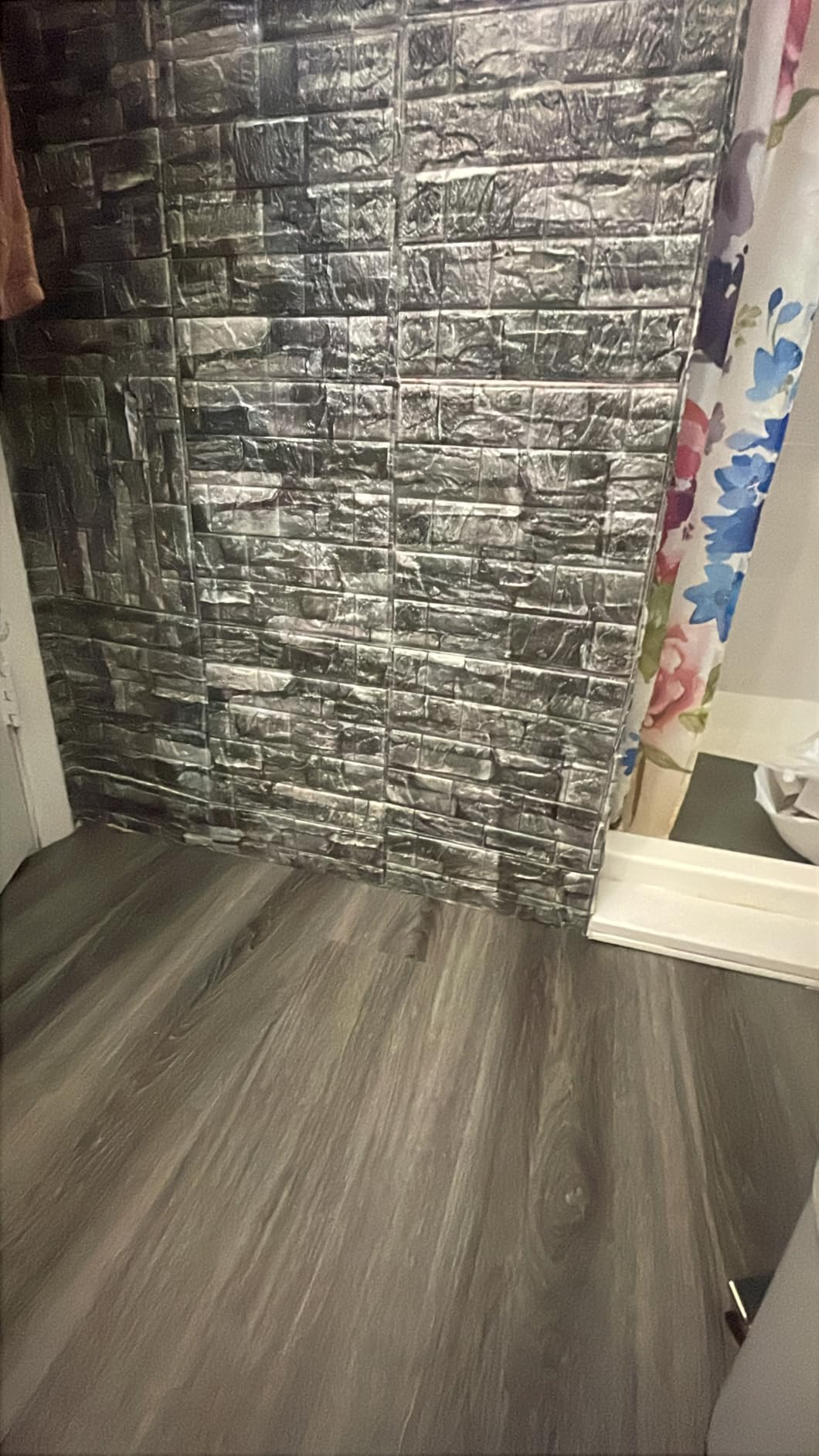 INMOZATA Peel and Stick Floor Tile Vinyl Flooring, Waterproof Vinyl Plank Flooring 36-Pack 54 Sq.Ft Wood Grain Self Adhesive Peel and Stick Flooring for Bedroom, Living Room, Kitchen, RV(Deep Gray) customer photo 2