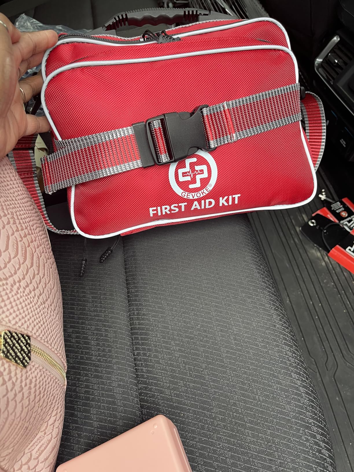 GEVOKE Professional 500 Piece Emergency First Aid Kit for Home, Car, Travel, Camping, Truck, Hiking, Sports, Office, Vehicle & Outdoor Emergencies - Emergency Medical Kit, Large First Aid Kit Survival customer photo 2