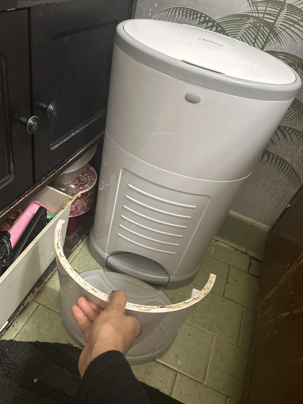 Diaper Dekor EKO Classic Diaper Pail, White | Eco-Friendly Made with 70% Recycled Materials | Hands-Free Step-Drop-Done customer photo 2