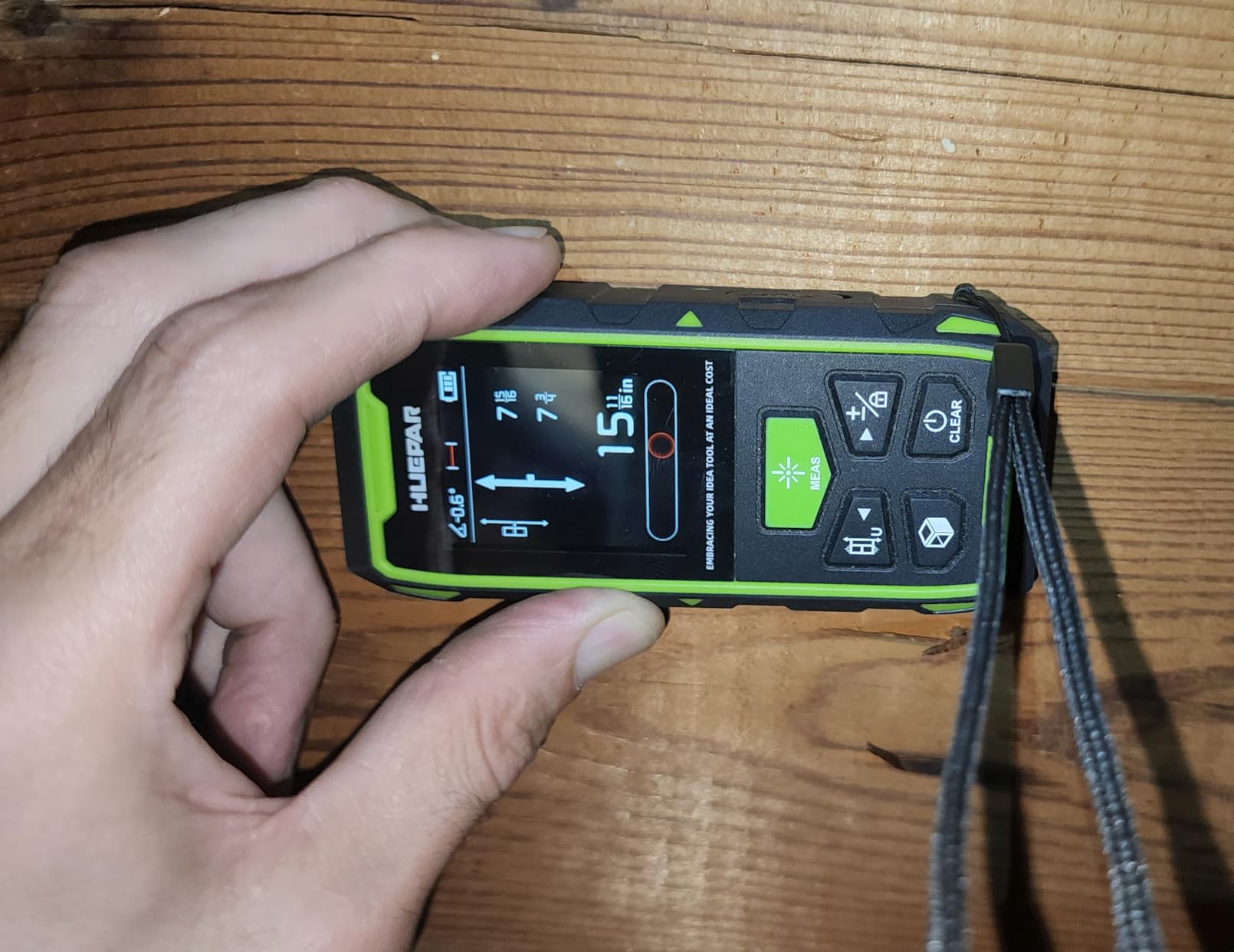 Huepar Dual Laser Measuring Tool, 393Ft Green-Beam Bilateral Digital Laser Distance Measure, Rechargeable customer photo 2
