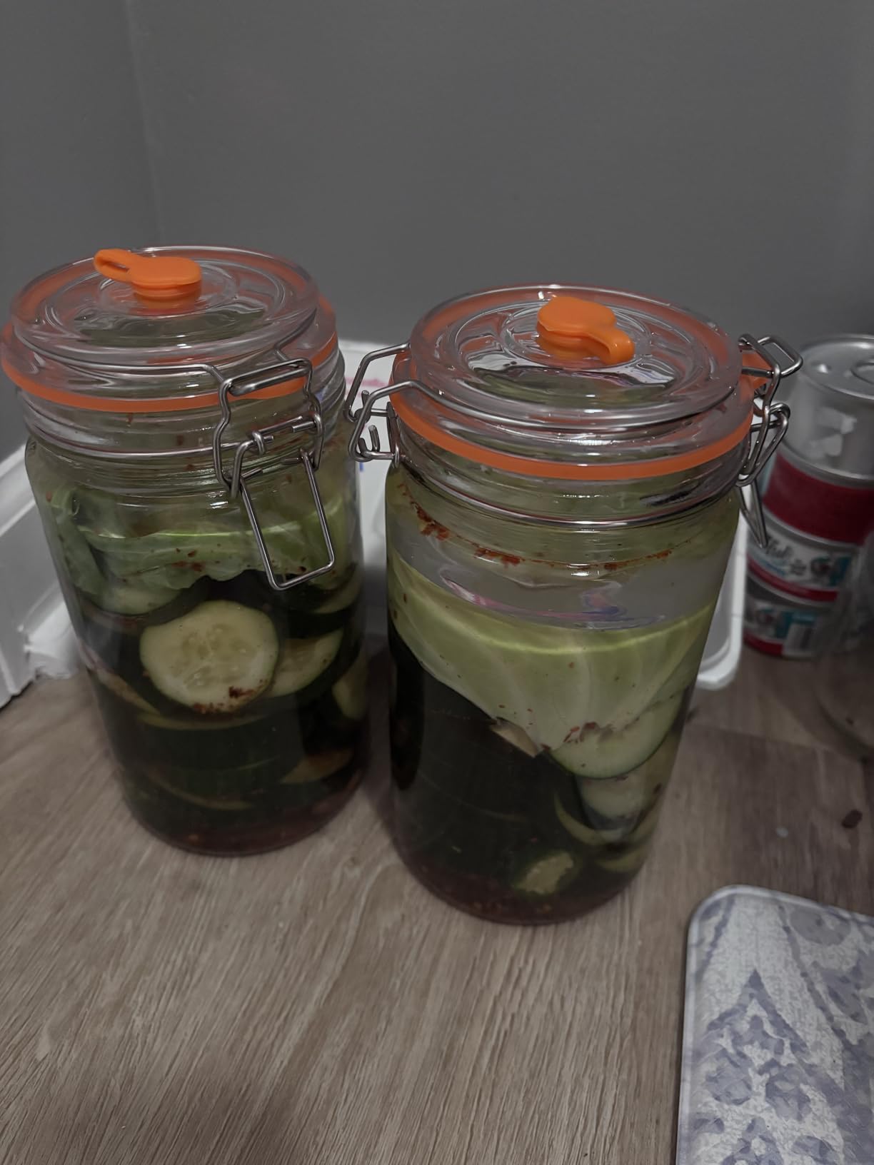 JILLMO 1 Liter Fermentation Jar, Glass Fermenting Kit with Weight for Making Sauerkraut, Hot Sauce, Mead, Cider and More, Pack of 2 customer photo 1