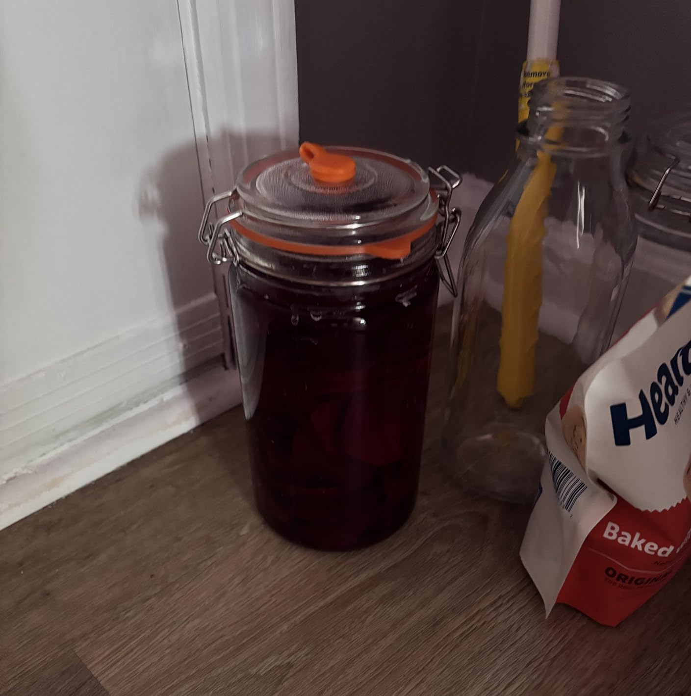 JILLMO 1 Liter Fermentation Jar, Glass Fermenting Kit with Weight for Making Sauerkraut, Hot Sauce, Mead, Cider and More, Pack of 2 customer photo 2