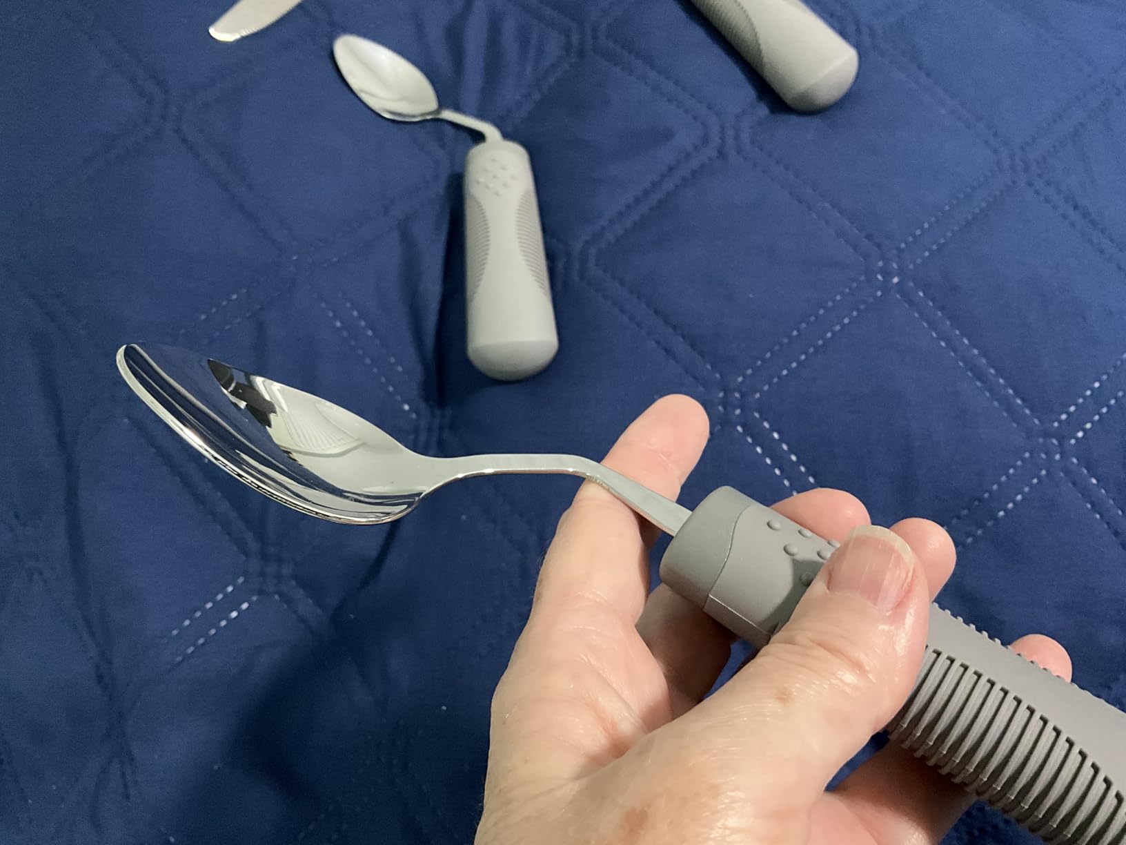 4-Piece Adaptive Utensils Set - 42° Angled Parkinsons Utensils, 2.5 oz Weighted Silverware for Hand Tremors customer photo 1