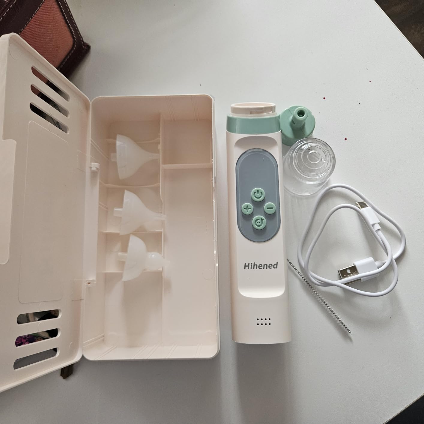 Electric Nasal Aspirator for Baby, Nose Aspirator for Toddlers, Waterproof Baby Nose Sucker, Nose Cleaner with 3 Silicone Tips, Adjustable Suction Level, Music and Light Soothing Function, Green customer photo 1