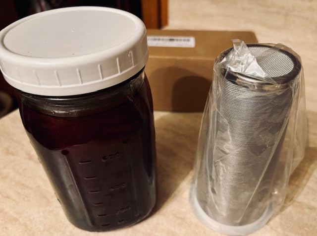 Fermus Cold Brew Coffee Filter for 64oz / 2Quart Wide Mouth Mason Jar Infuser 304 Stainless Steel Strainer with Seal Ring Design for Grounds Tea Fruit Coffee Filter customer photo 1