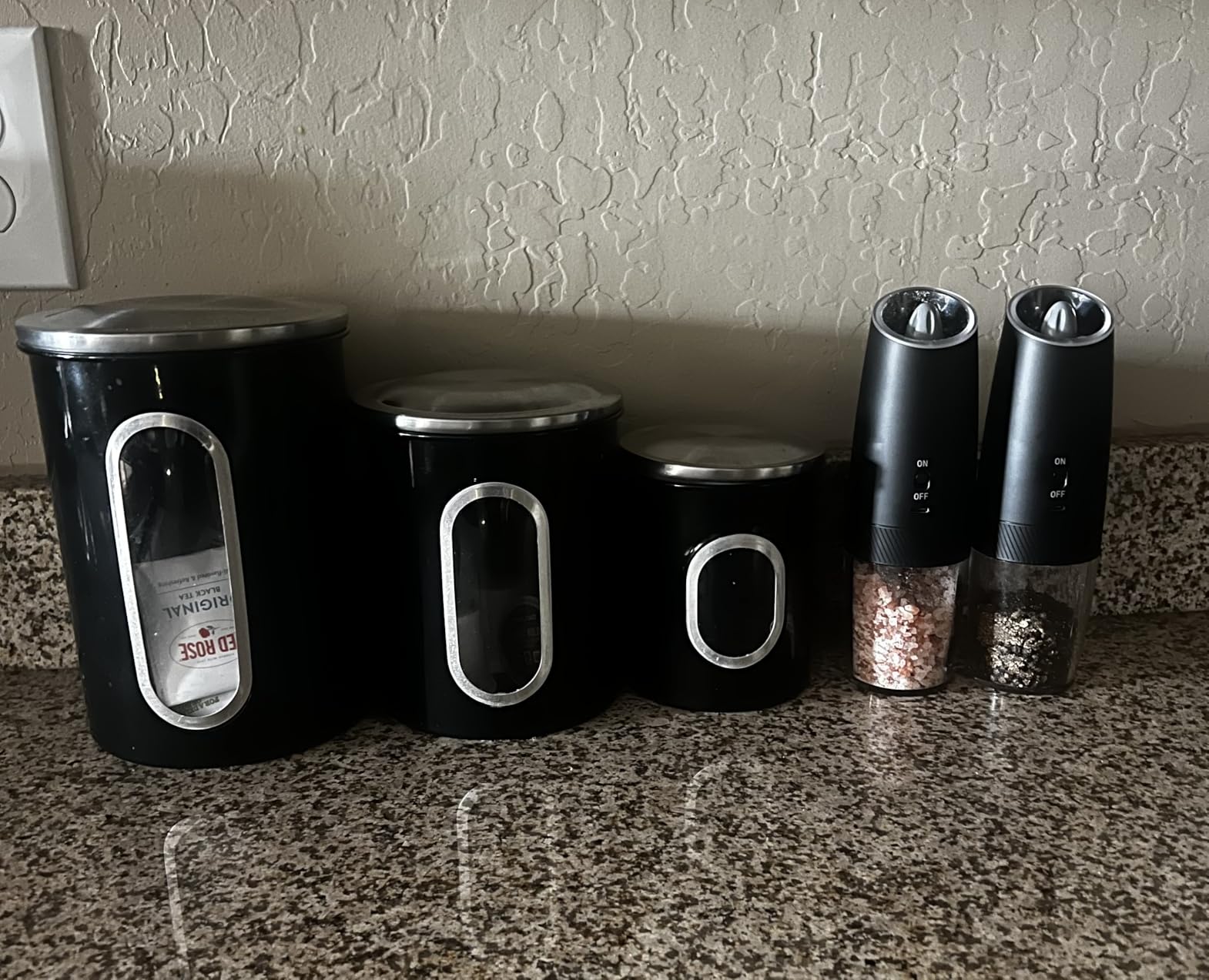 CIRCLE JOY Rechargeable Electric Salt and Pepper Grinder Set Gravity Salt and Pepper Mills Set with LED Light, No Battery Needed, Adjustable Coarseness, Washable 135ml Container customer photo 2